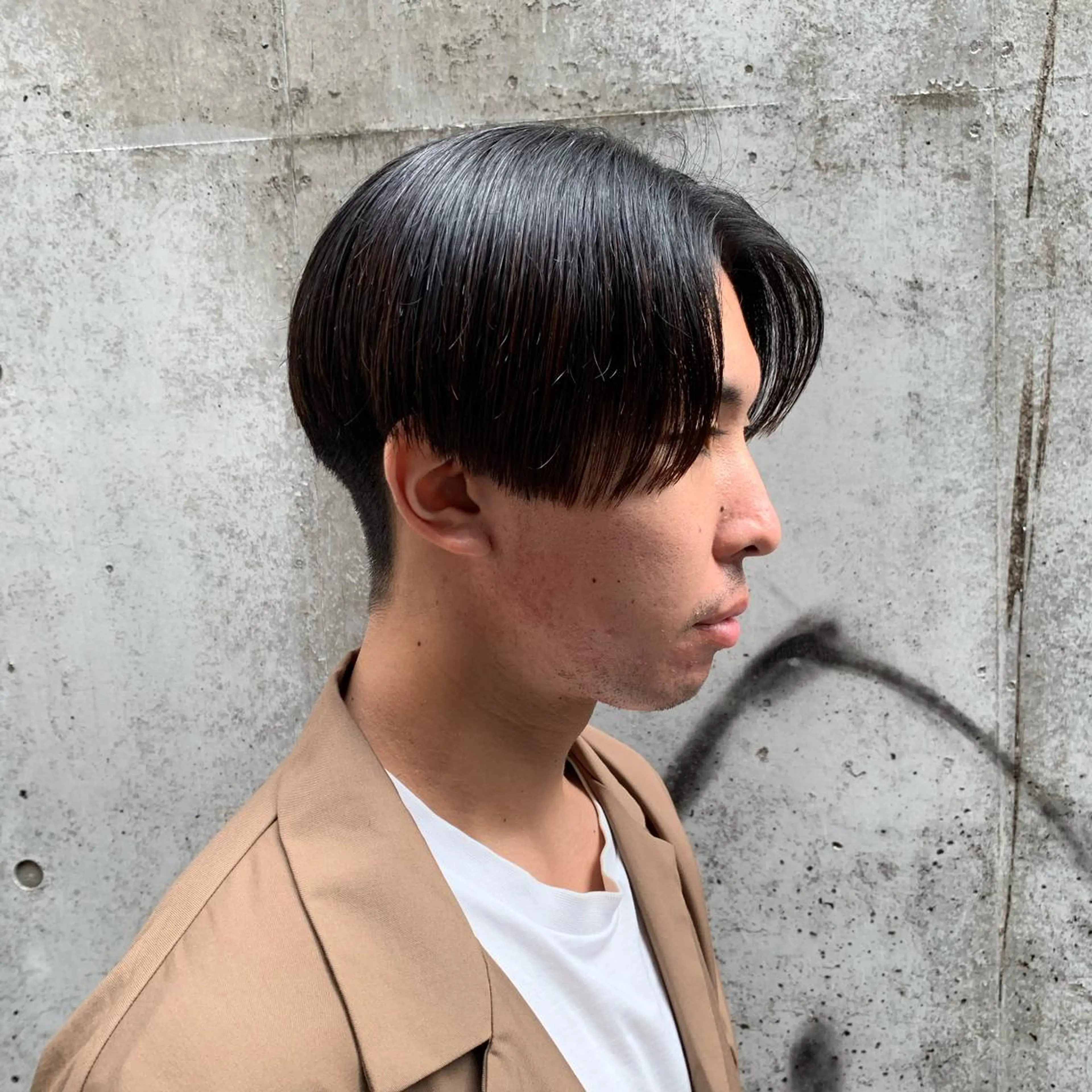 ショート メンズ センターパート メンズパーマ くせ毛 縮毛矯正 TELA HAIR 岩槻　高梨のヘアスタイル