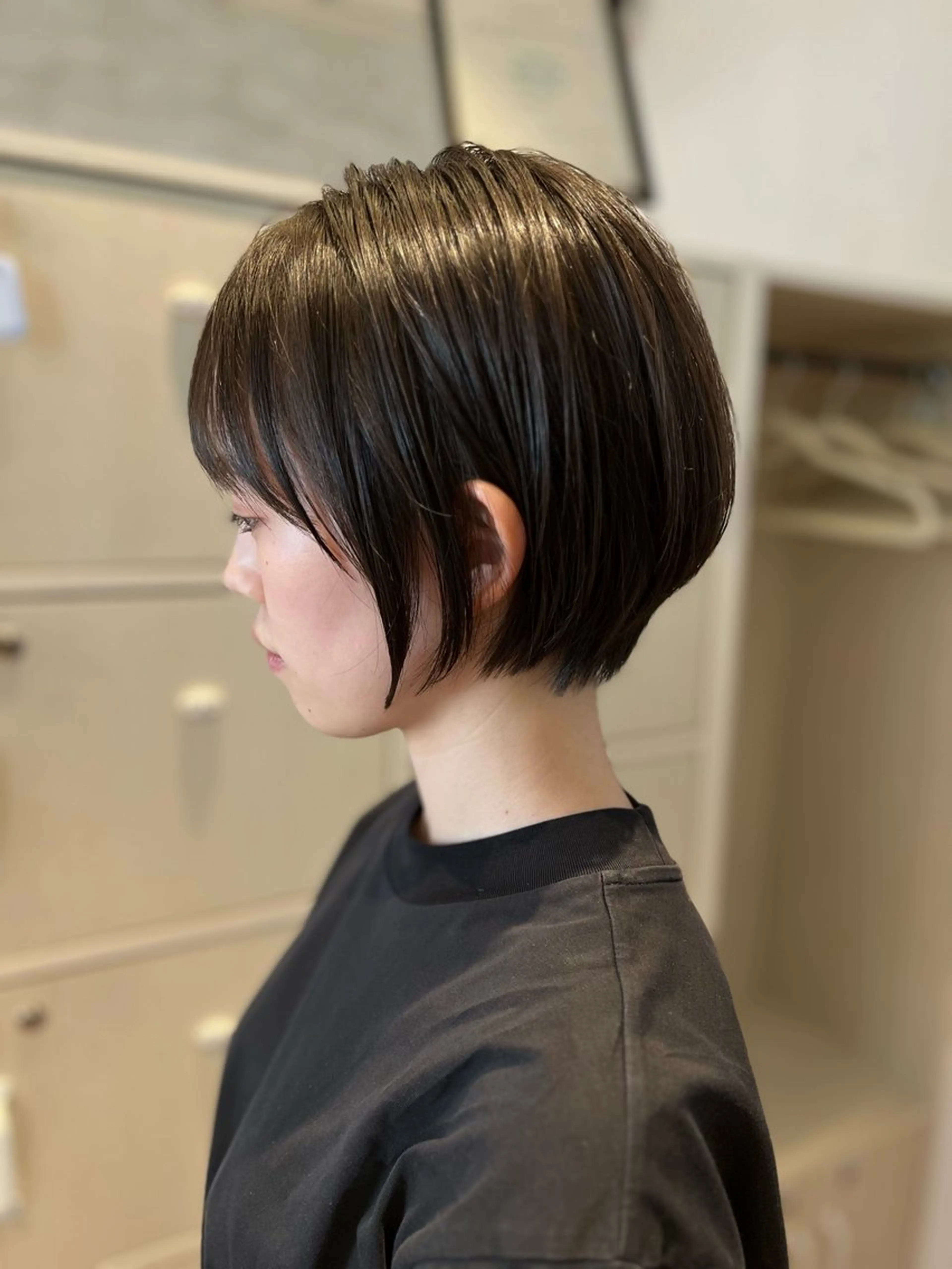 ショート カラー 似合わせカット ショートヘア 小顔カット つぼい Floraのヘアスタイル