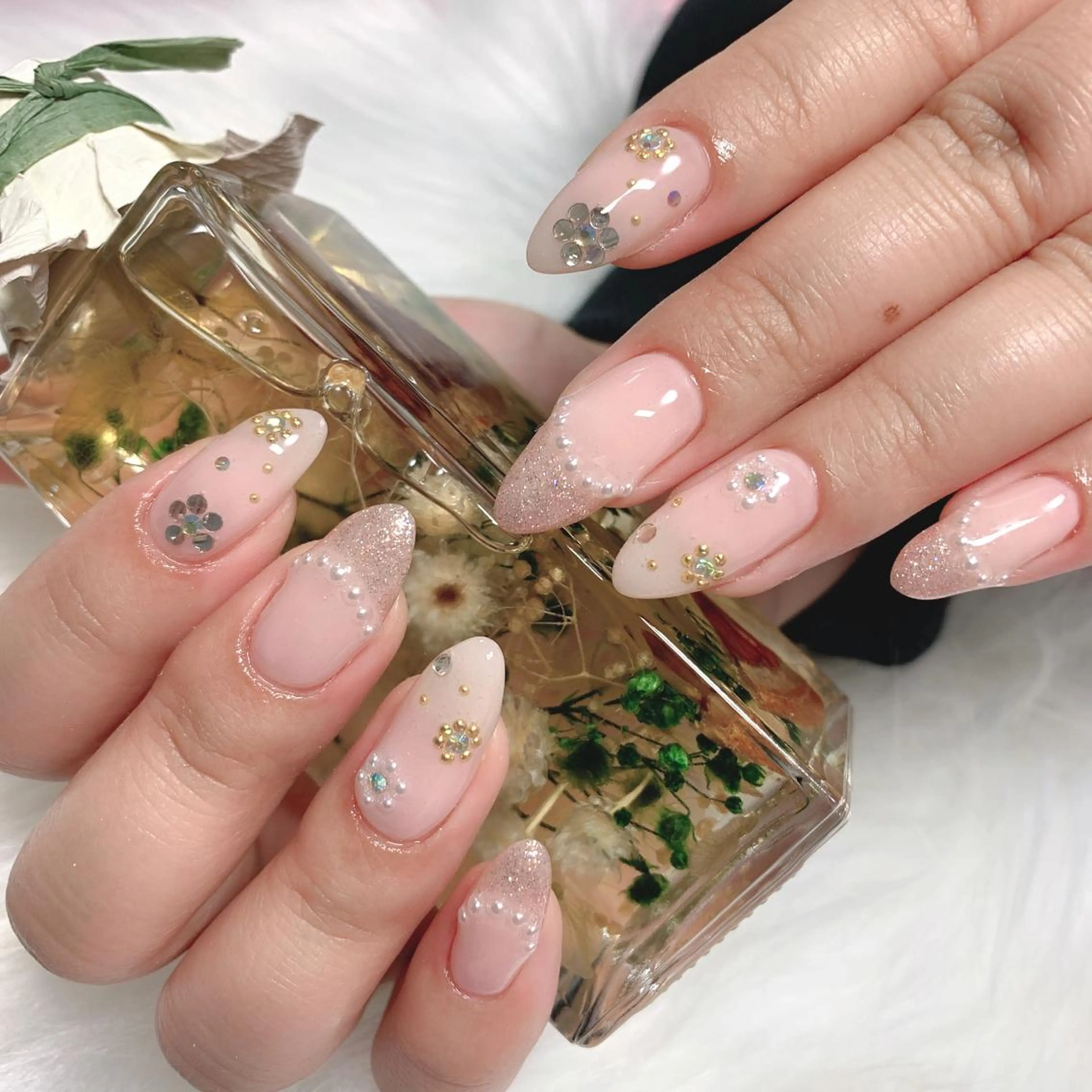 ネイル 💅ネイルハウス🏡 🎀TOMO🎀のネイルデザイン
