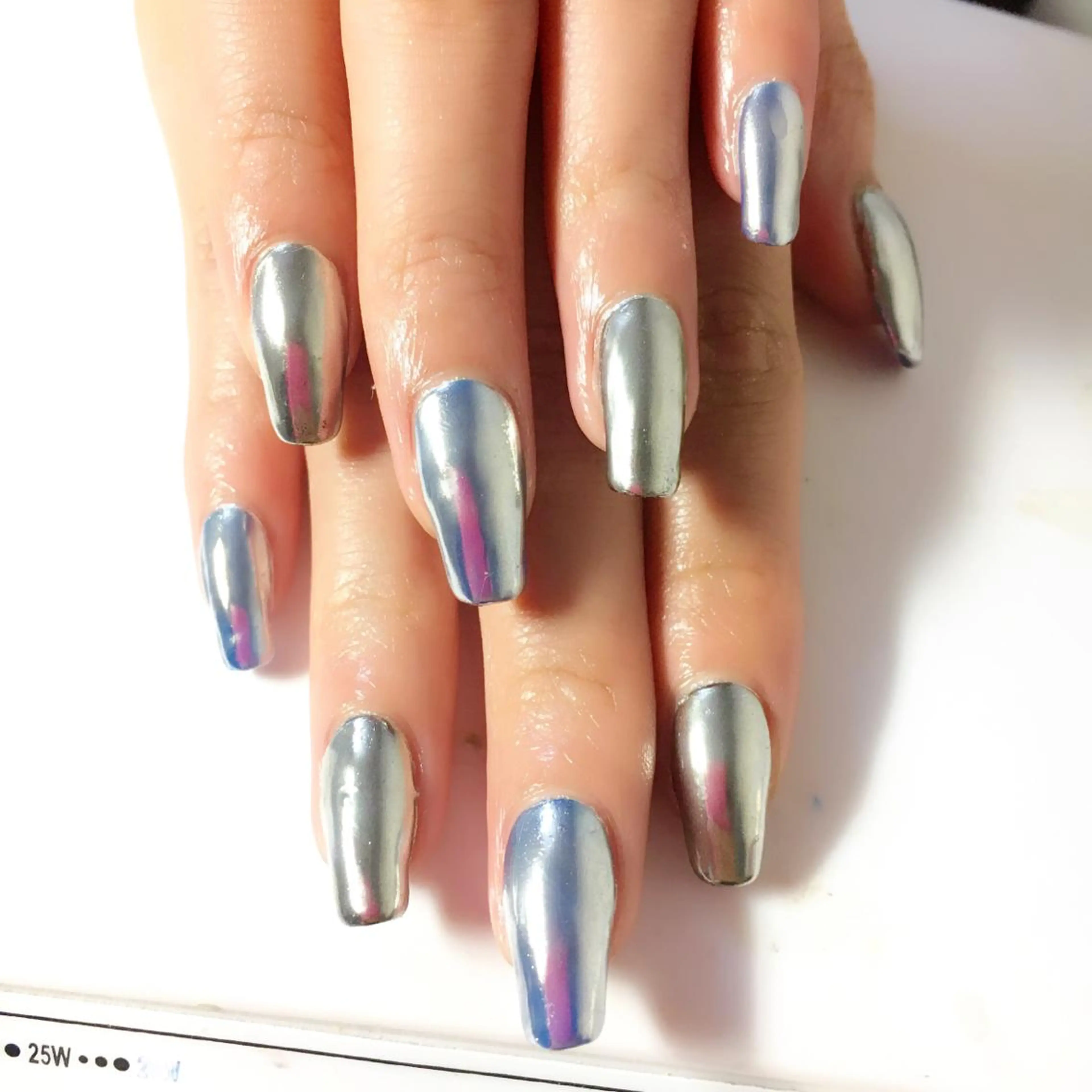 ネイル ブルー ミラーネイル clover nailのネイルデザイン