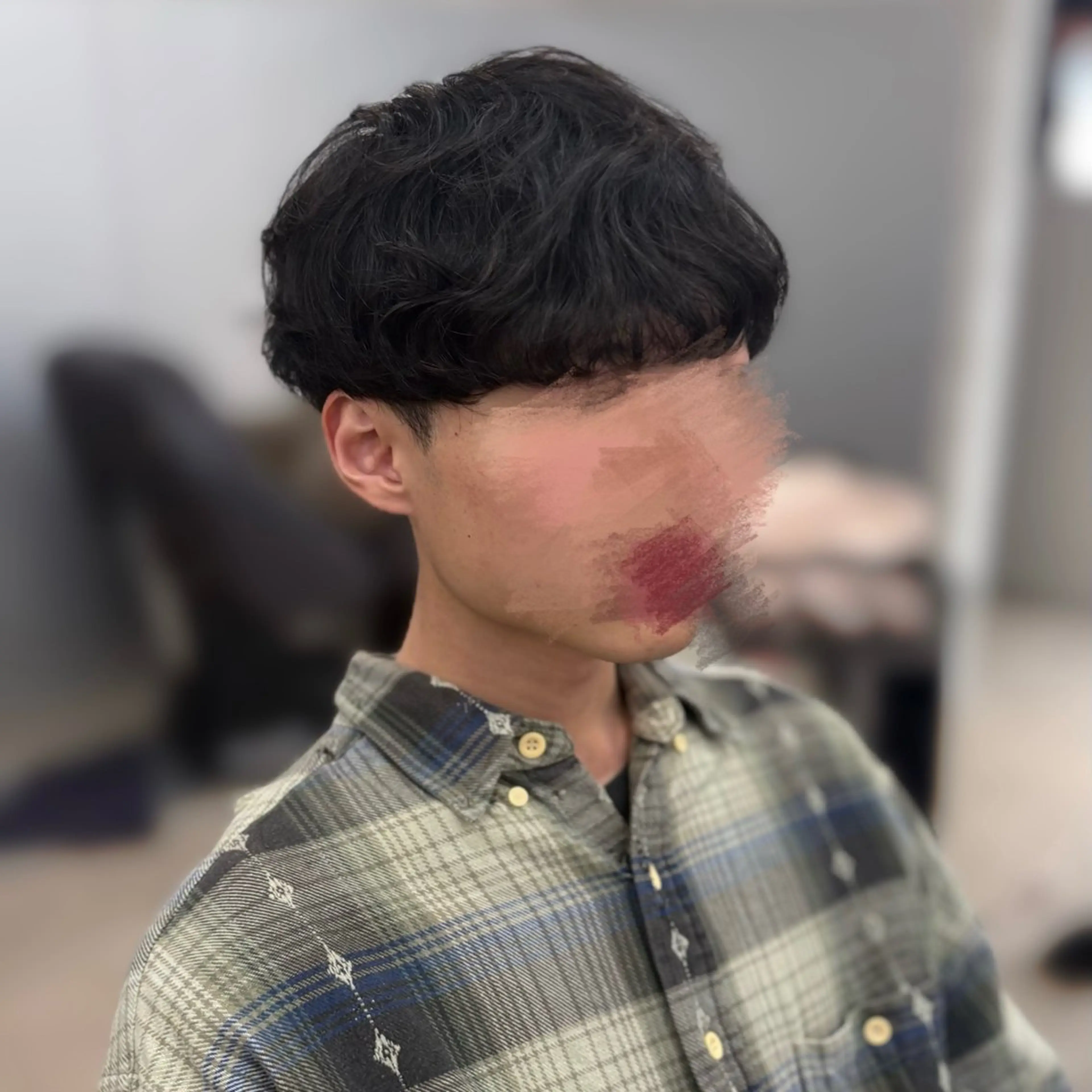 メンズ カット パーマ フェザーパーマ🦋セ ンターパート🖤彩音のヘアスタイル