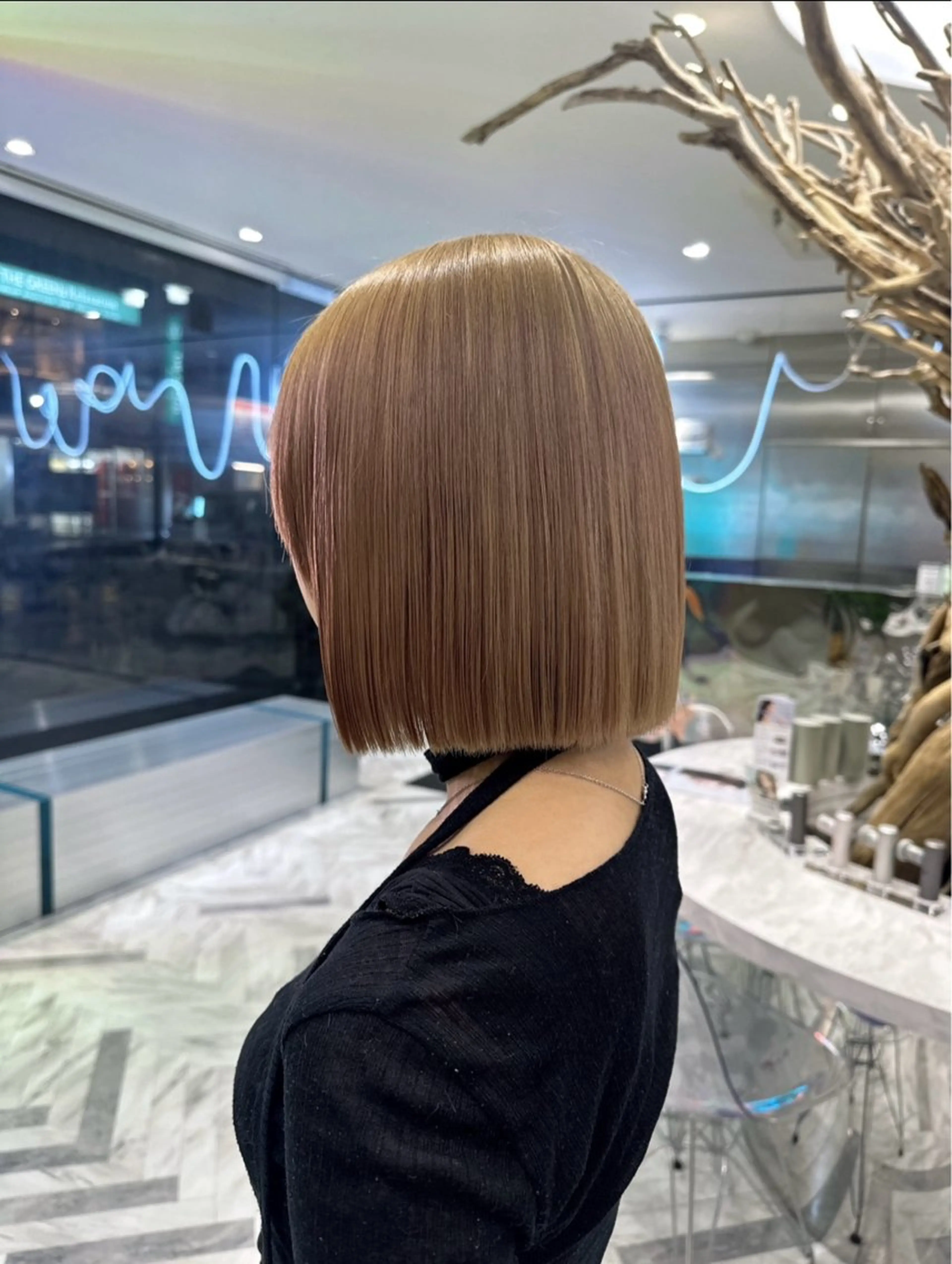 ショート カラー バレイヤージュ ブリーチ ケアブリーチ ダブルカラー イヤリングカラー ヘアカラー シャドウパーマ/ ルーズパーマ/メンズのヘアスタイル