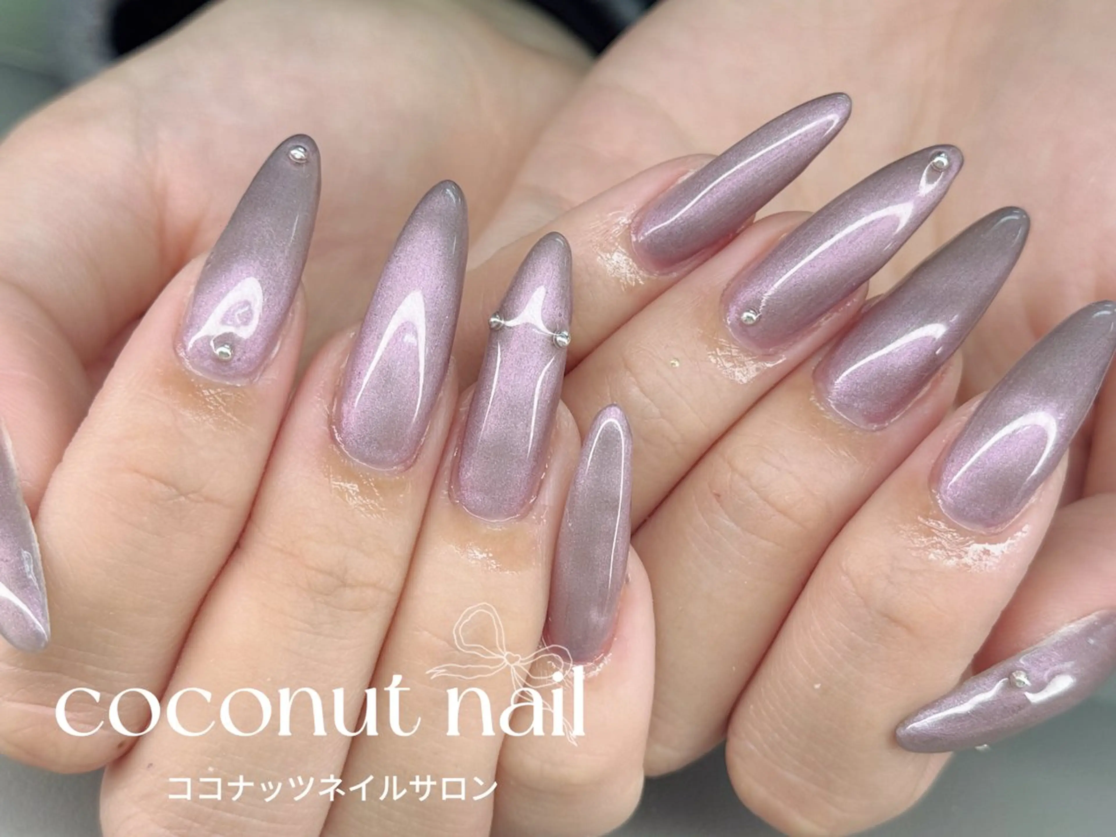 ネイル べっ甲ネイル フレンチネイル キラキラネイル マグネットネイル 大理石ネイル(マーブル) ハンドネイル 神田 ココナッツのネイルデザイン