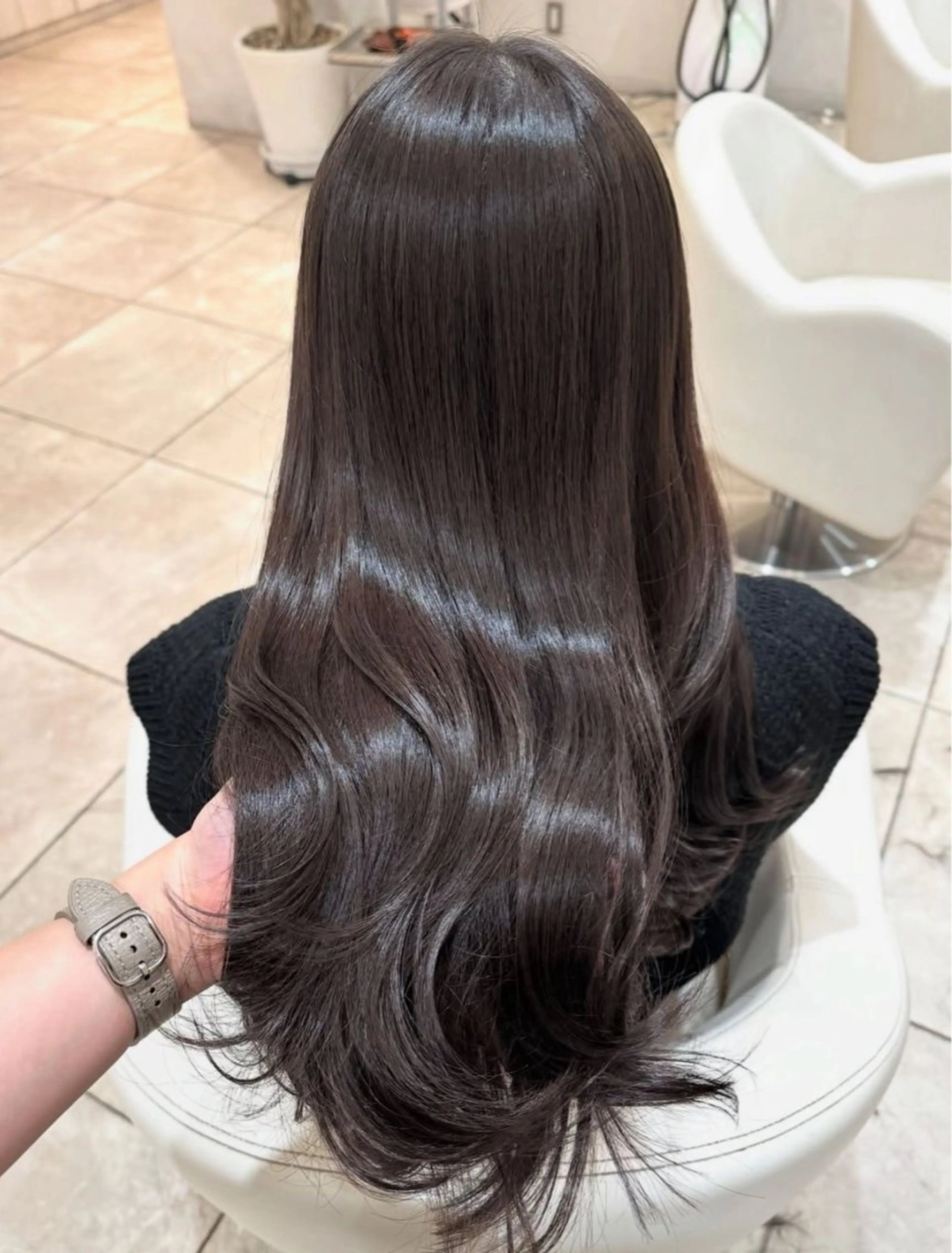 ロング 内田 海優のヘアスタイル