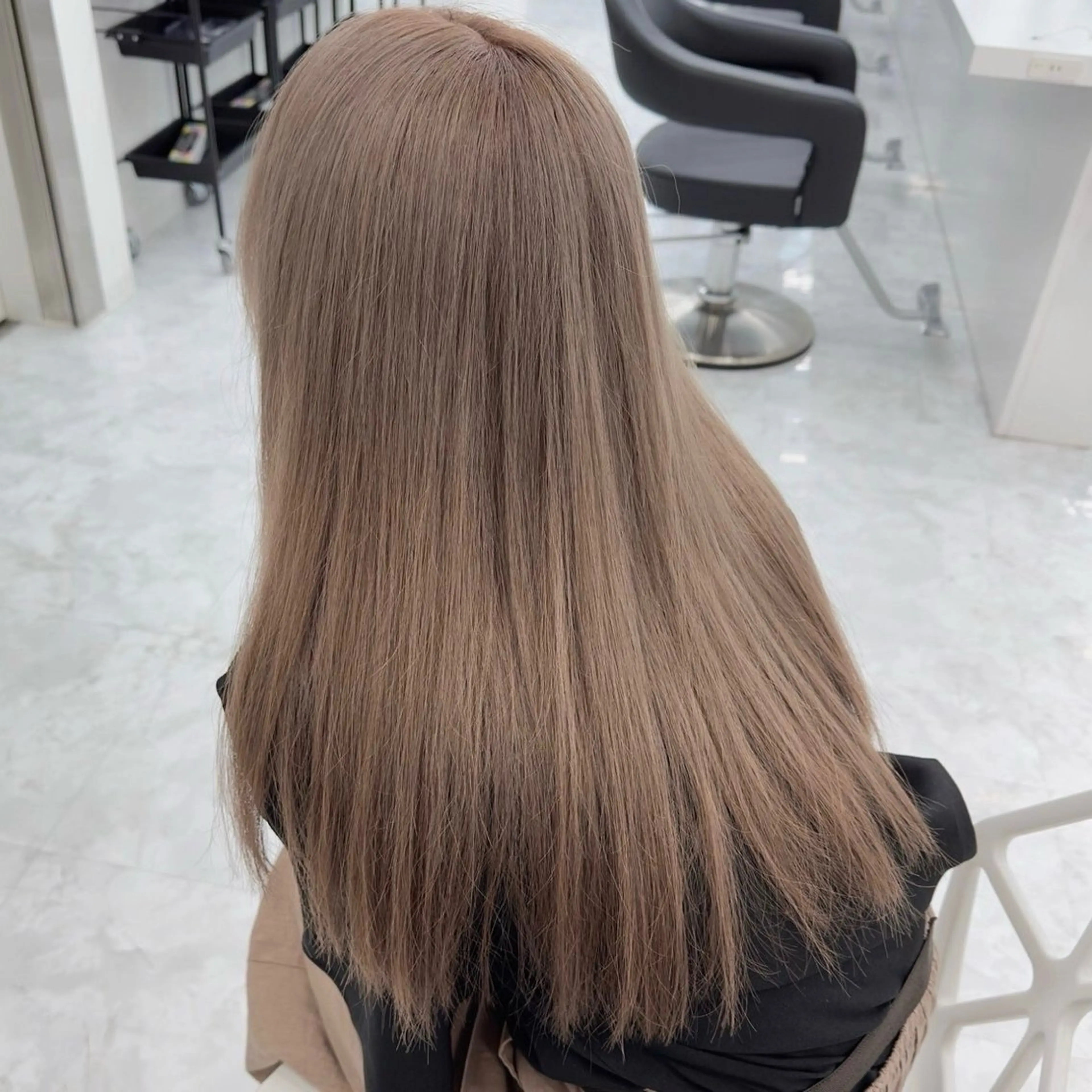 カラー 🤍海外girl🤍 ベージュ/ALISAのヘアスタイル