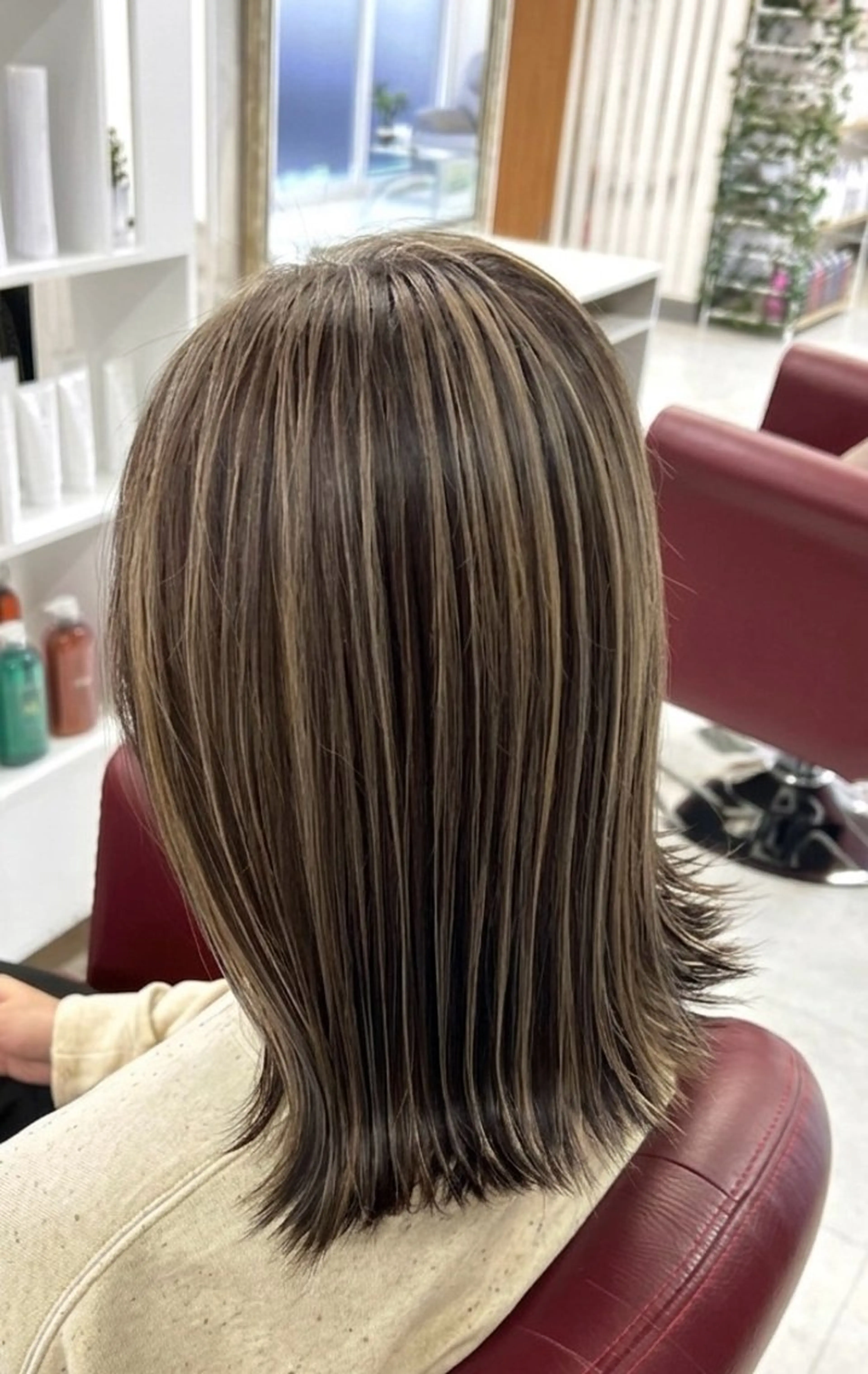 ミディアム カラー ハイライトカラー ハイライト KEN 🌟のヘアスタイル