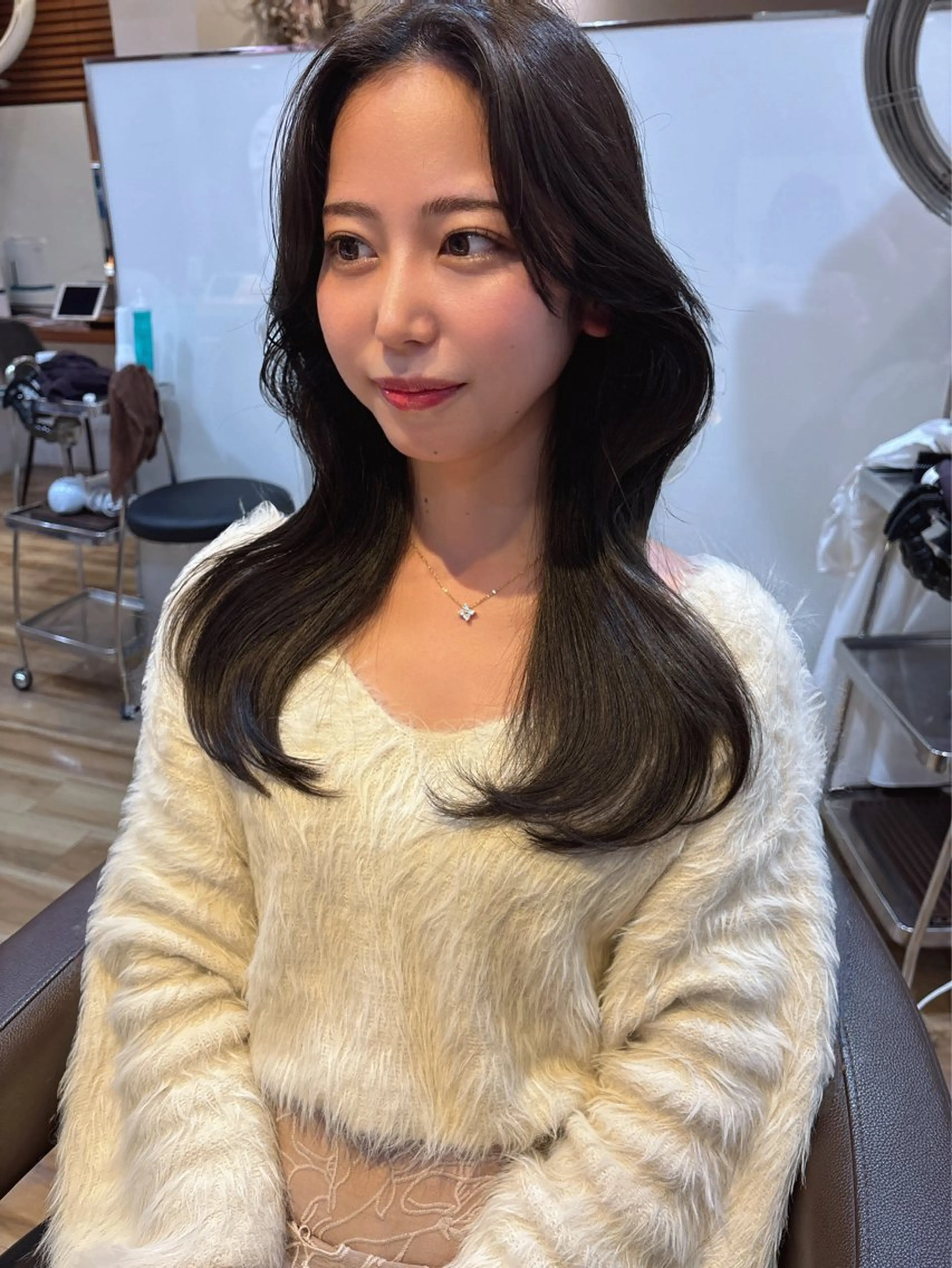 ロング カラー レイヤーカット /透明感/千葉怜寿のヘアスタイル