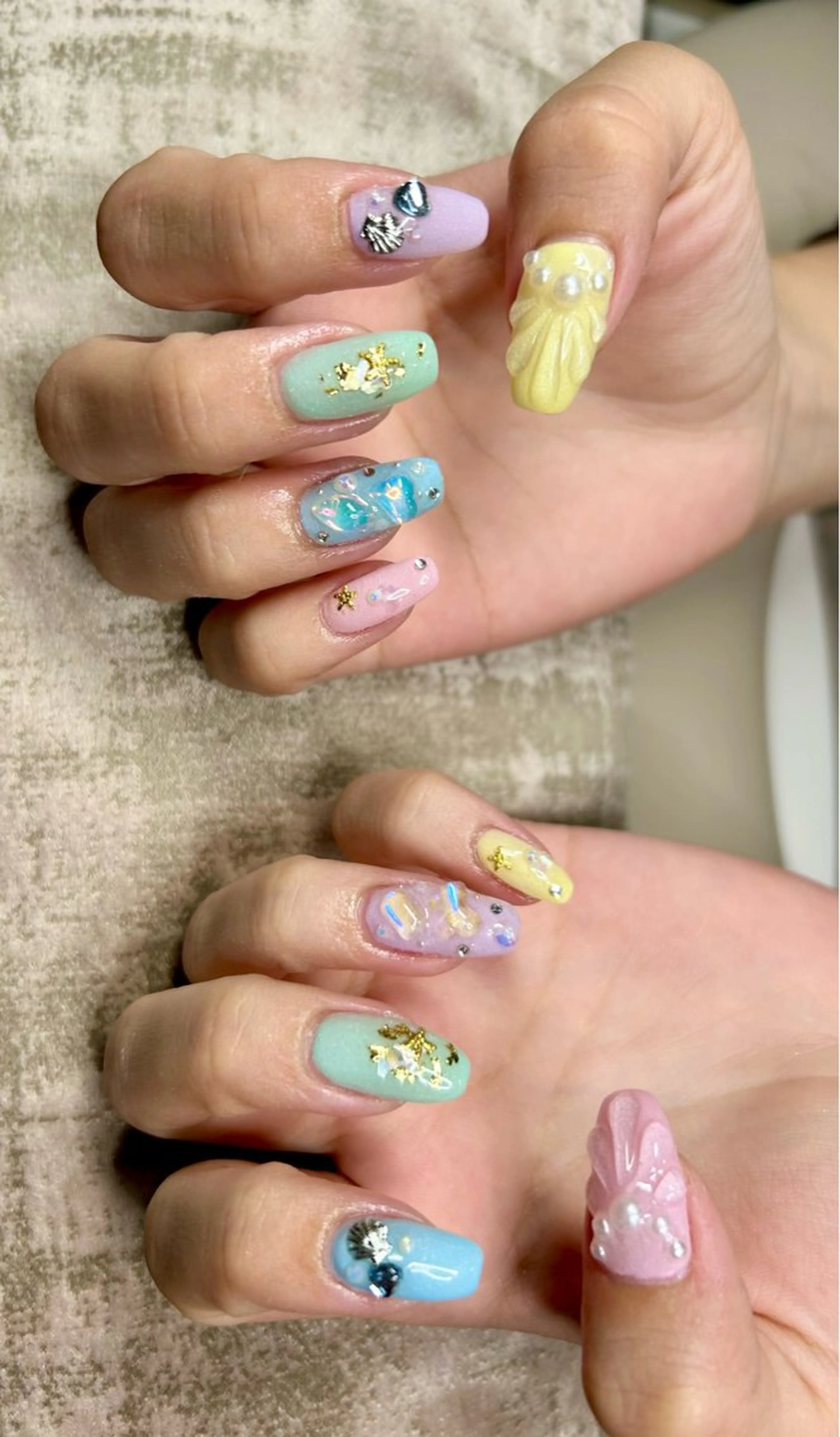 ネイル nailroom HARU.のネイルデザイン