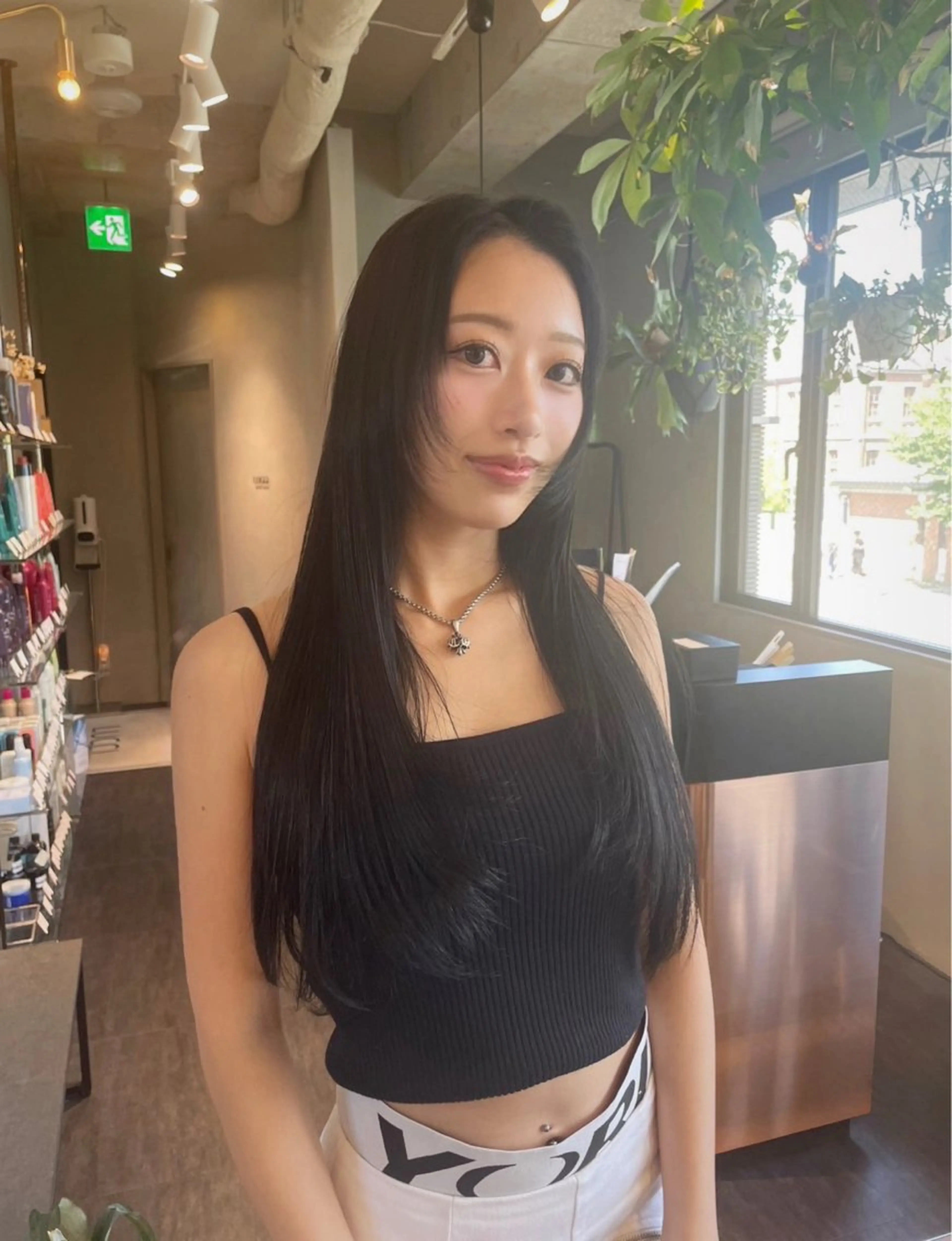 ロング カラー レイヤーカット tocca hair&treatment 京都河原町ANNEX所属・森口 誠斗のヘアスタイル