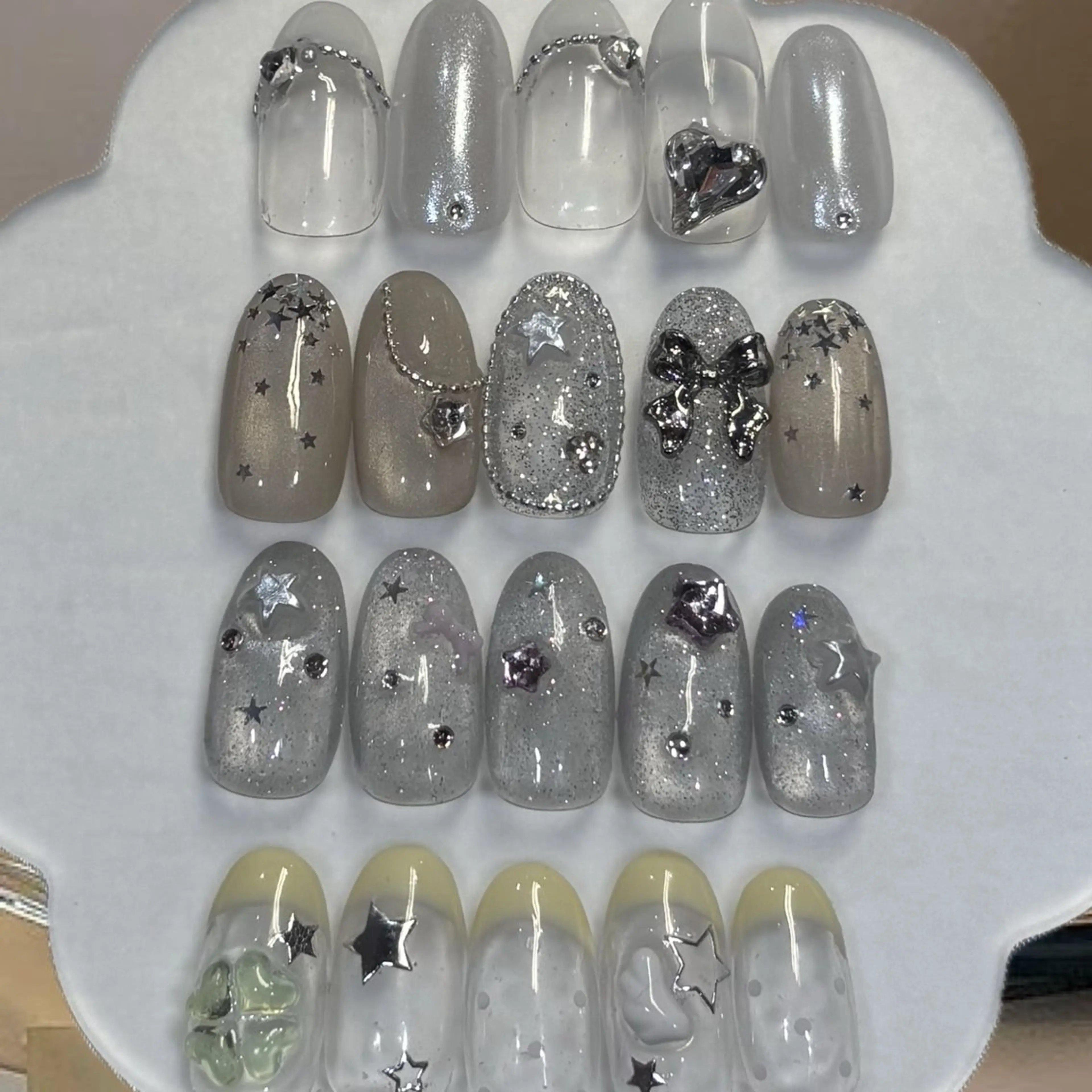 ネイル ハンドネイル sharesalon    room59所属・nozomi 🌙のネイルデザイン