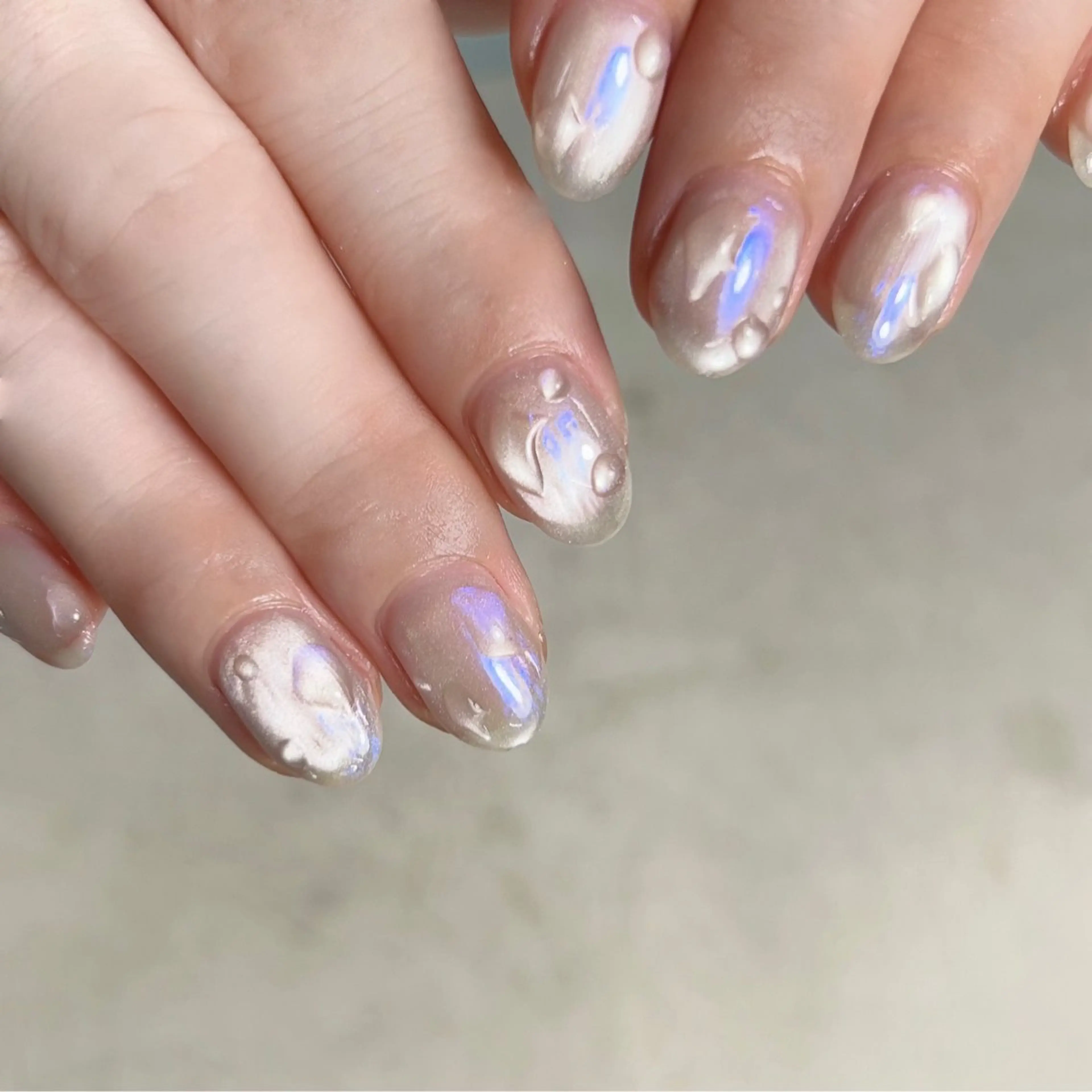 ネイル オーロラネイル ブルー マグネットネイル muum_nail 新宿2分 三丁目1分のネイルデザイン