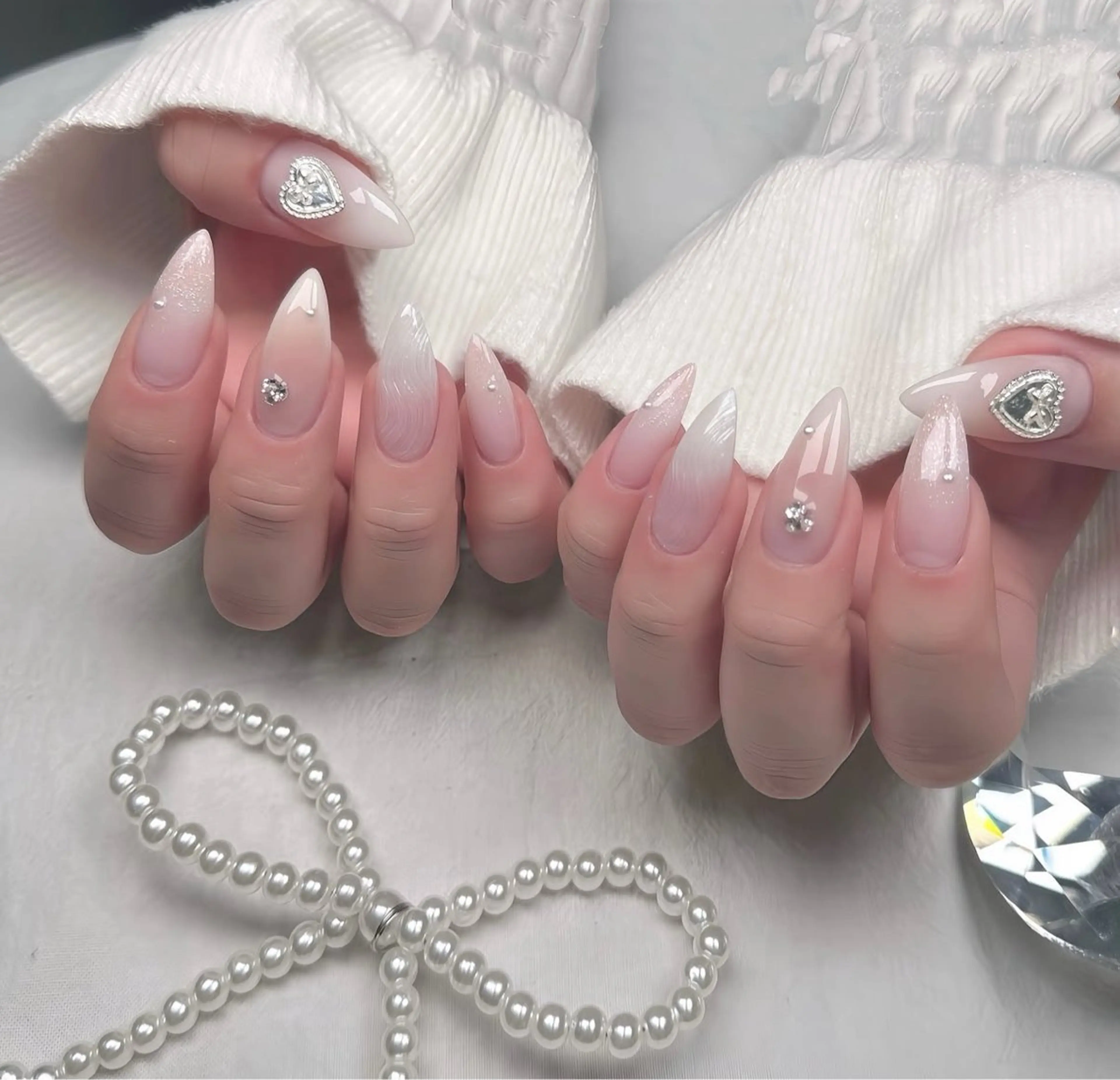 ネイル 韓国ネイル ニュアンスネイル シンプルネイル ワンホンネイル Nihonthy Nail 新宿のネイルデザイン