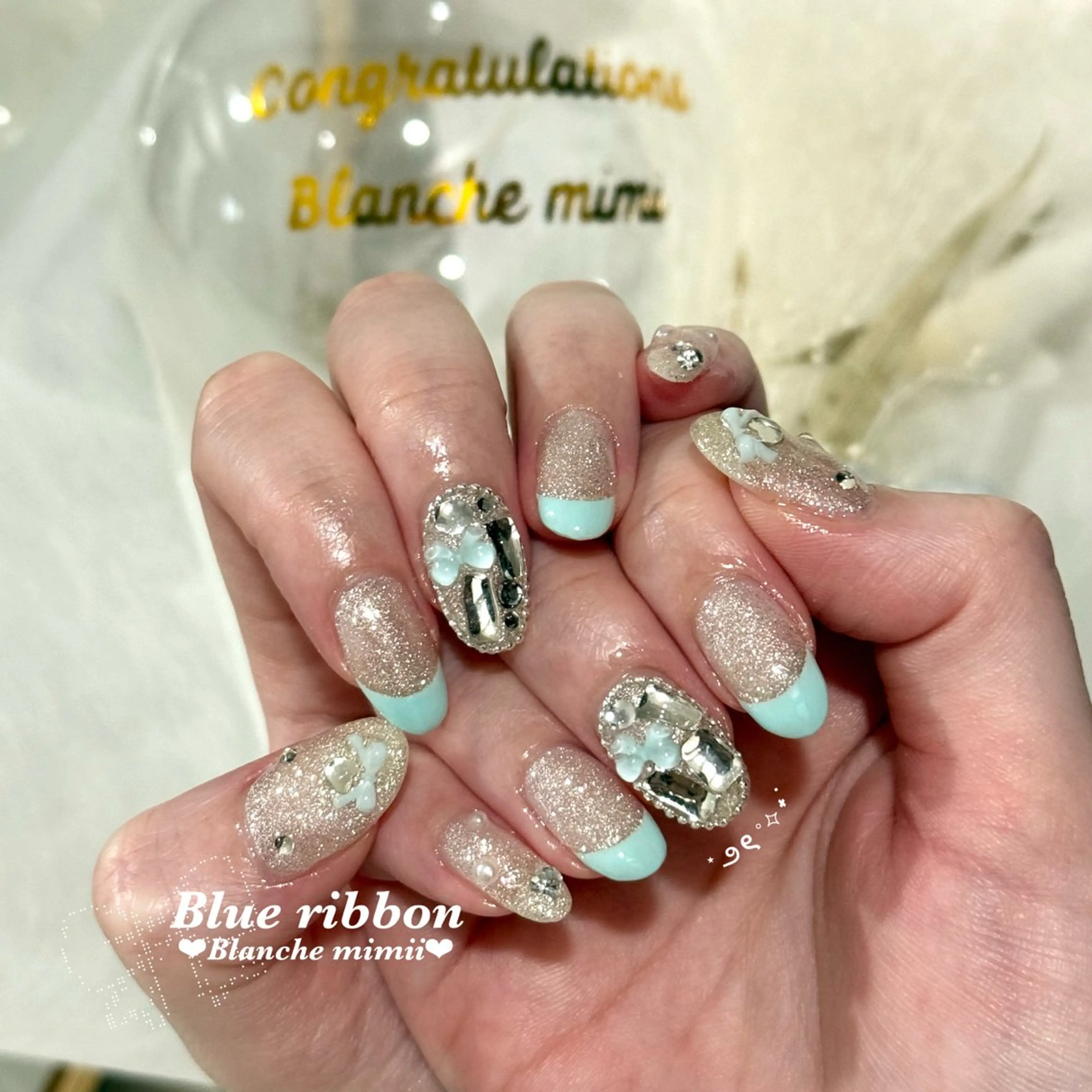 ネイル アートネイル ガーリー キラキラネイル 韓国ネイル リボン ハンドネイル Blanche Ayaのネイルデザイン