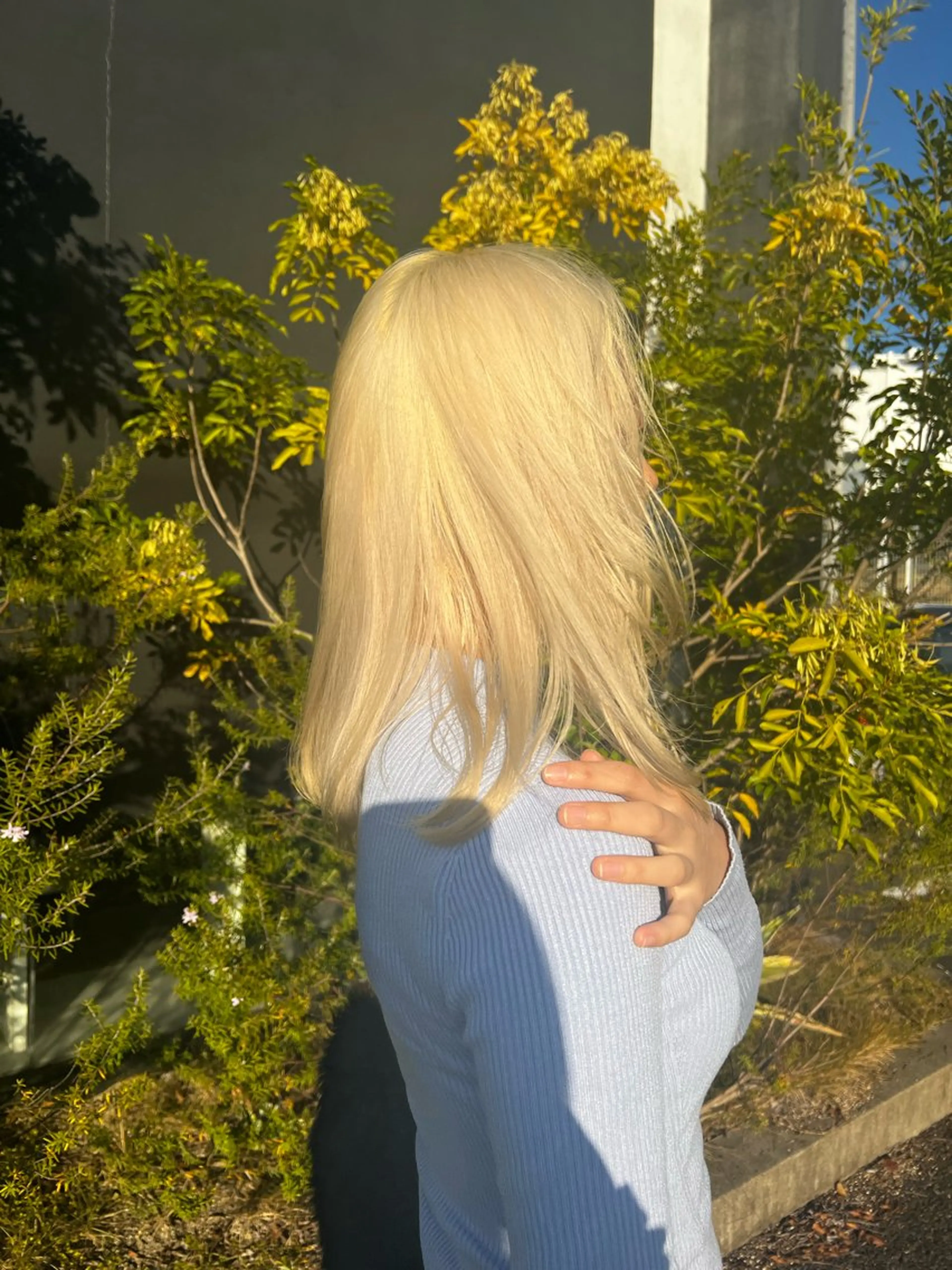 カラー hiyori /ハイトーンカラーのヘアスタイル