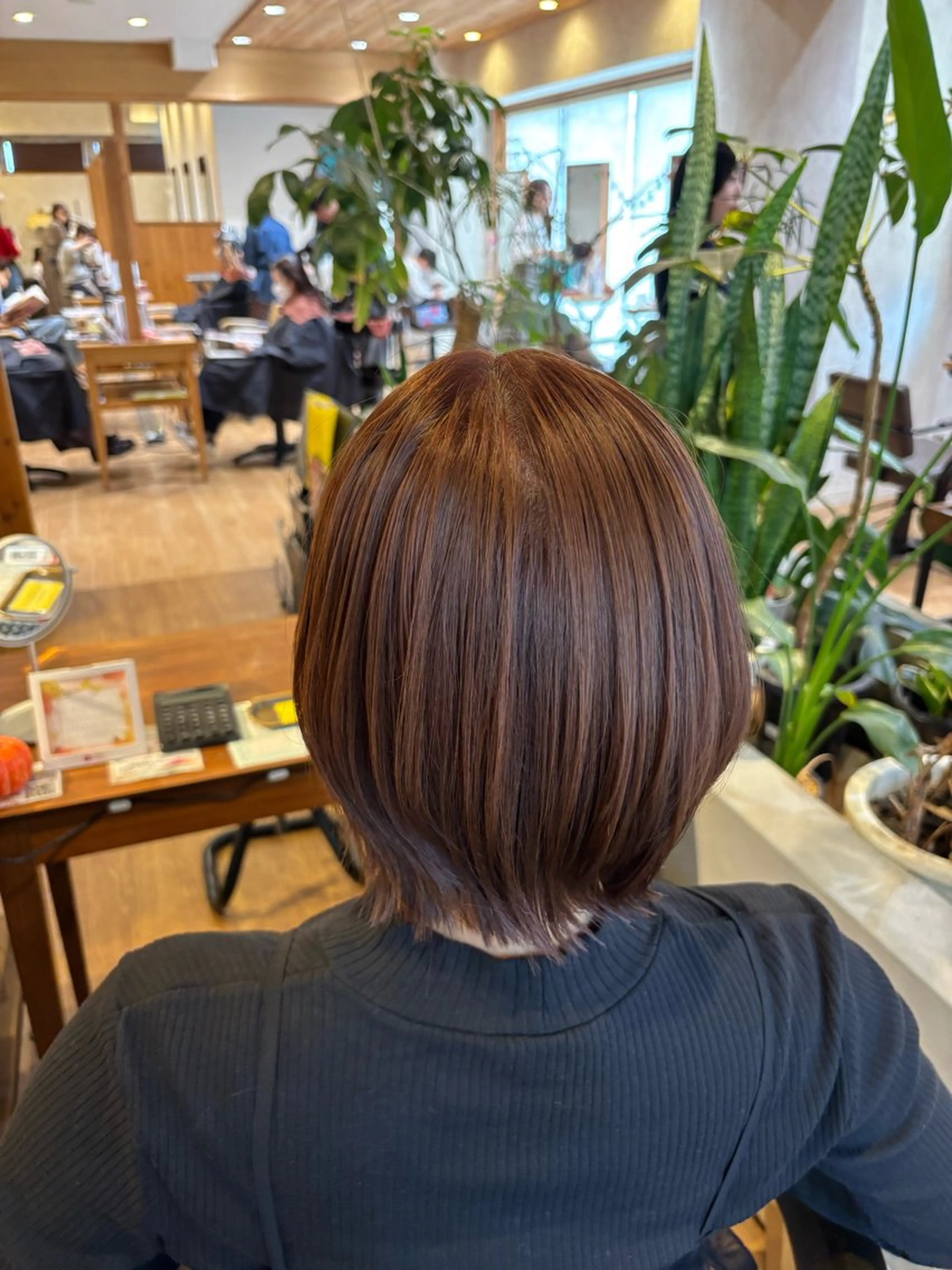 ミディアム ボブ くびれヘア カット ヘアカラー トリートメント レイヤー/髪質改善 山口   恋のヘアスタイル