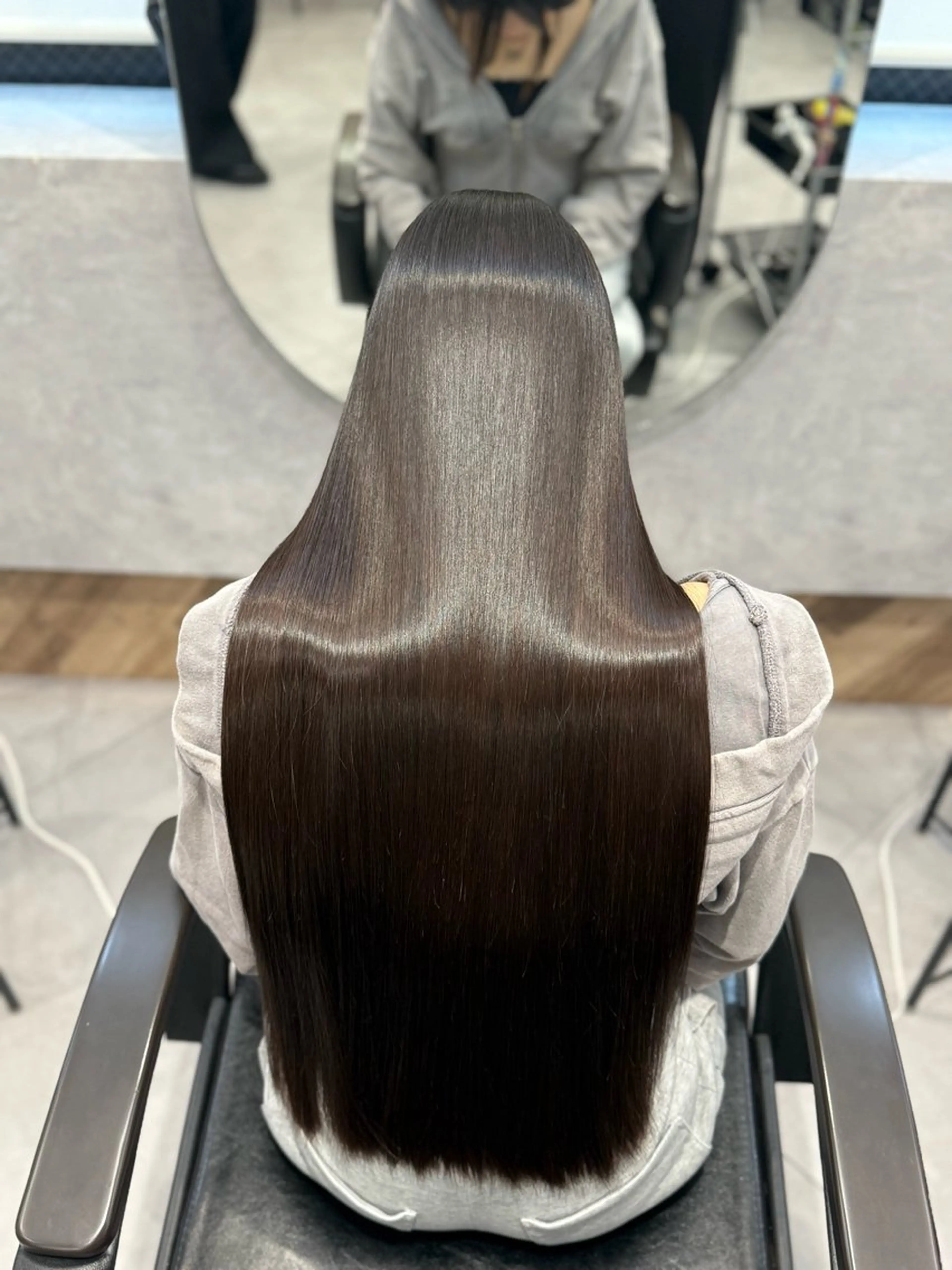 ロング カット 縮毛矯正 トリートメント 柴田樹/大人可愛い 艶髪カラー/髪質改善のヘアスタイル