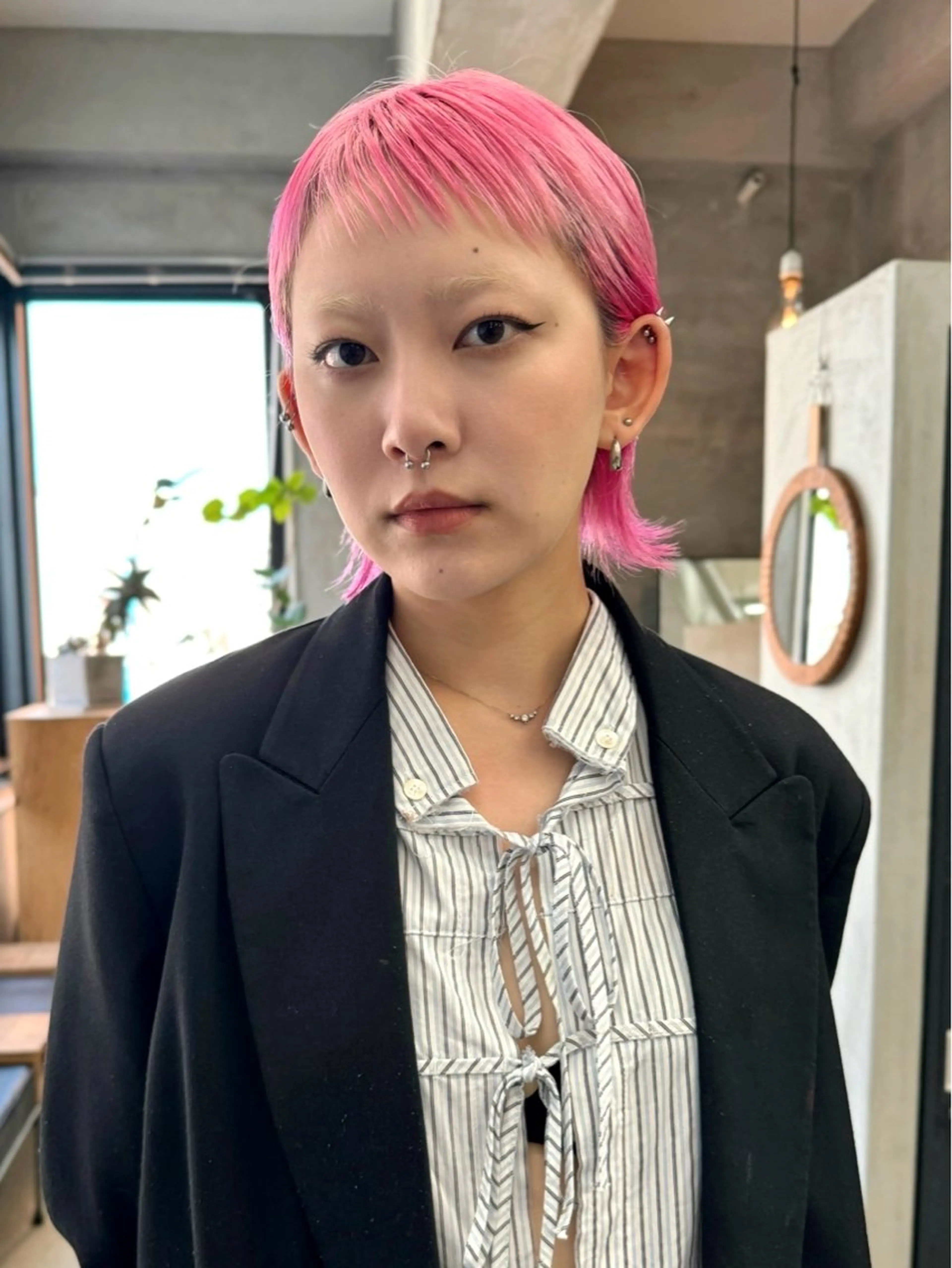 ショート カラー ピンクカラー カット ヘアカラー トリートメント Kaito🐶/ デザイン/レイヤーのヘアスタイル