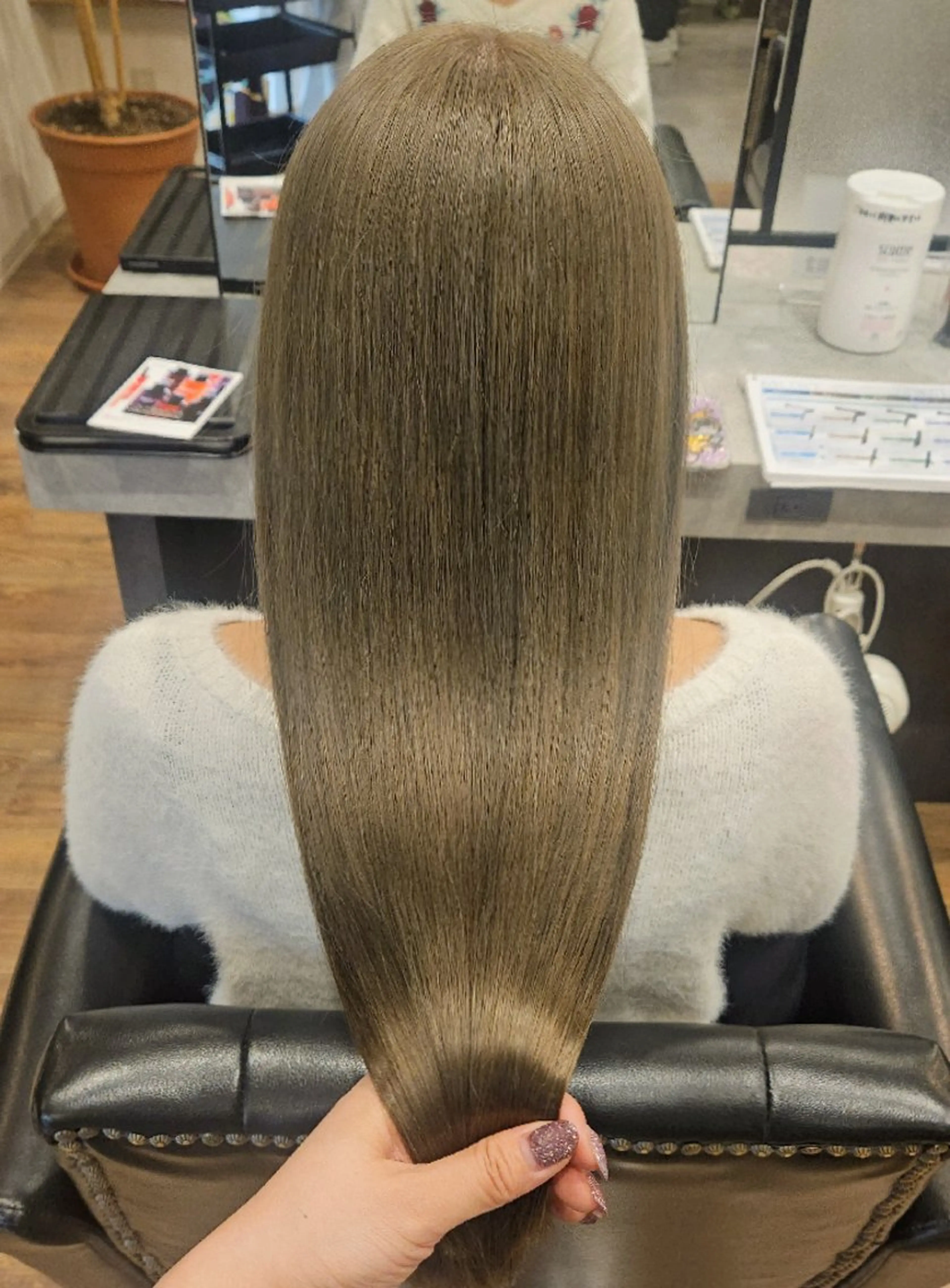 ロング カラー カット ヘアカラー トリートメント 関口 友菜のヘアスタイル