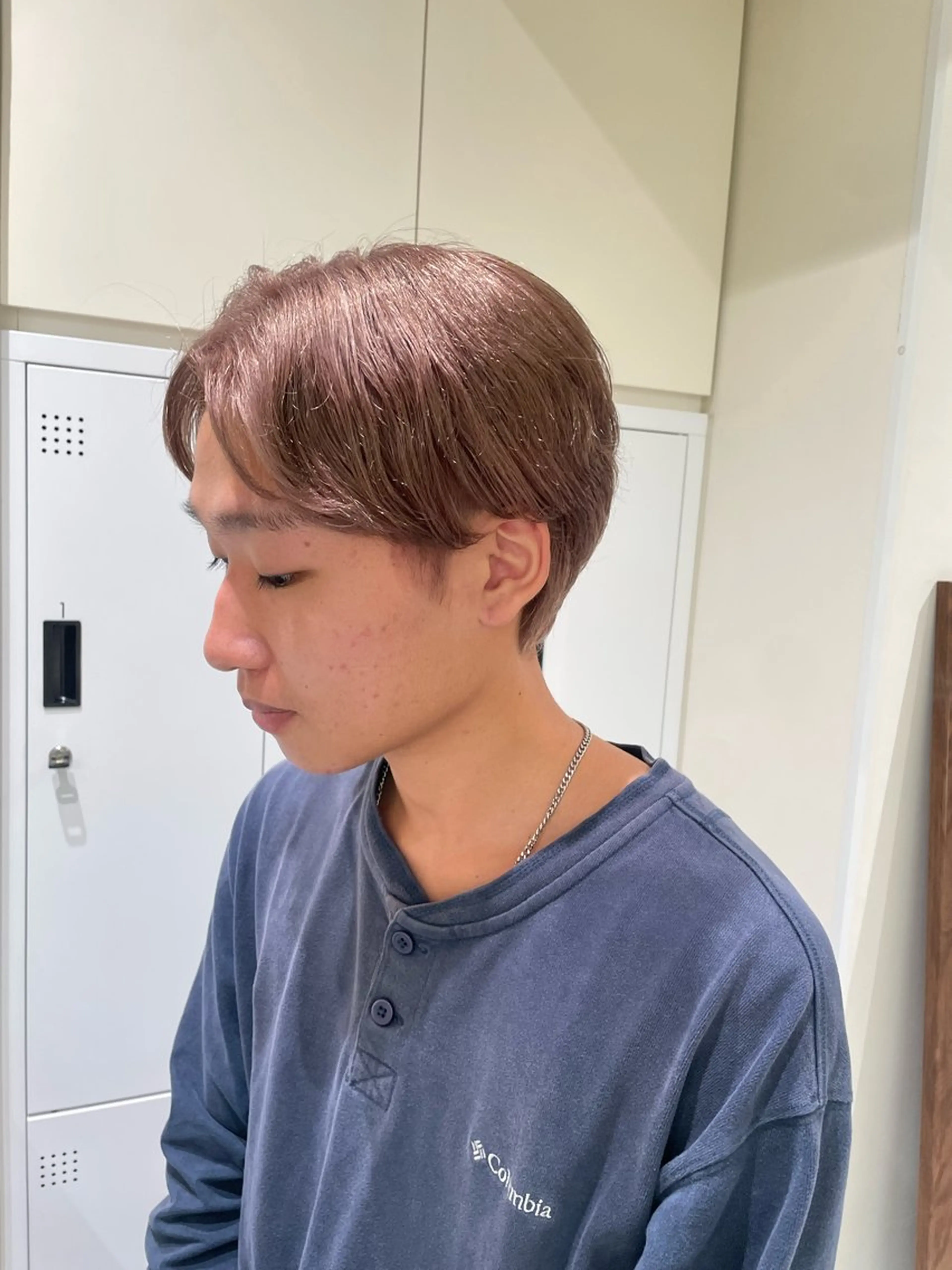 ショート カラー ベージュカラー ブリーチ ミルクティーベージュ ボブ/インナーカラー /眉毛/Miyuのヘアスタイル