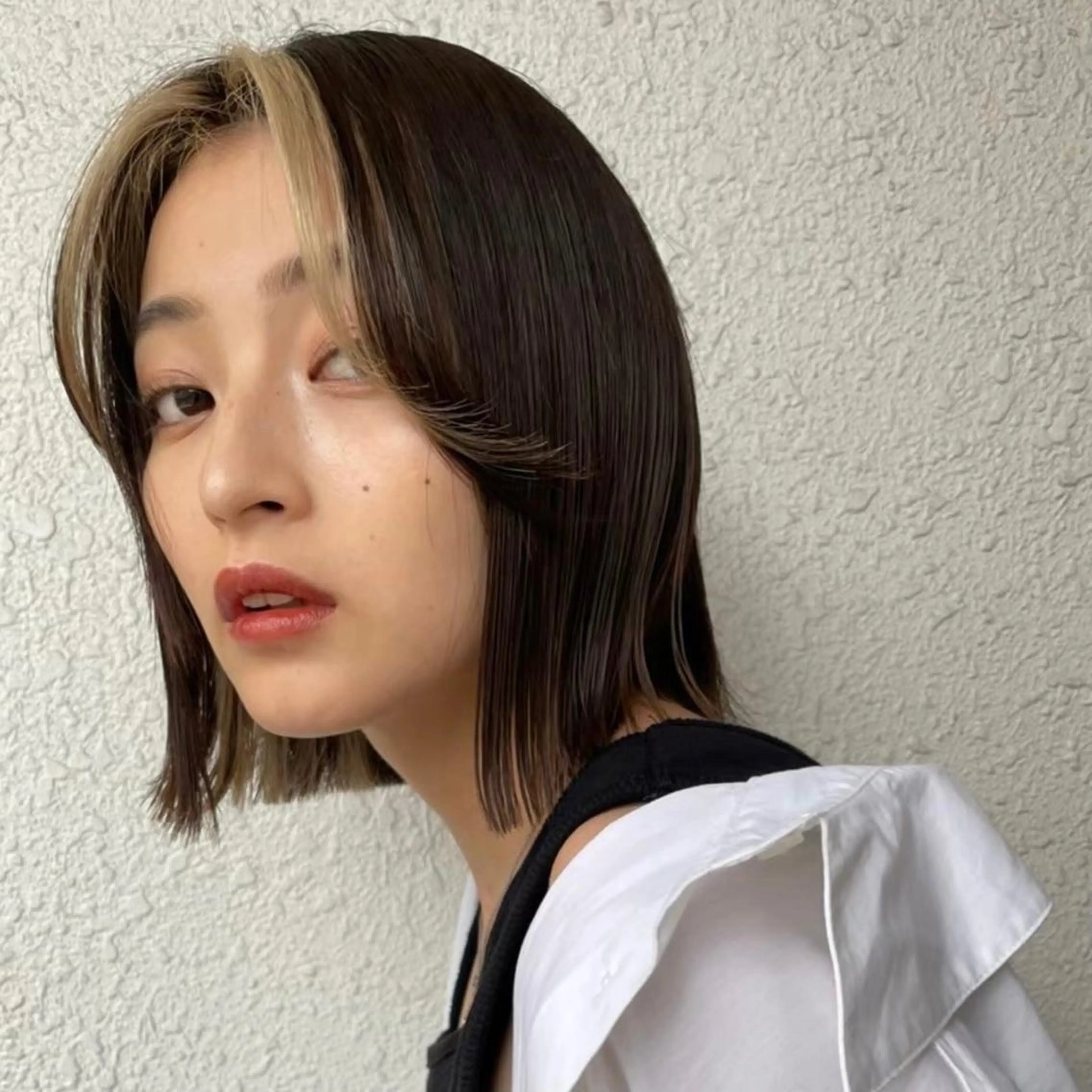 ショート カラー ブリーチ ハイライトカラー ハイライト 似合わせカット ショートヘア カット ヘアカラー トリートメント 縮毛/レイヤー 韓国/橋口のヘアスタイル