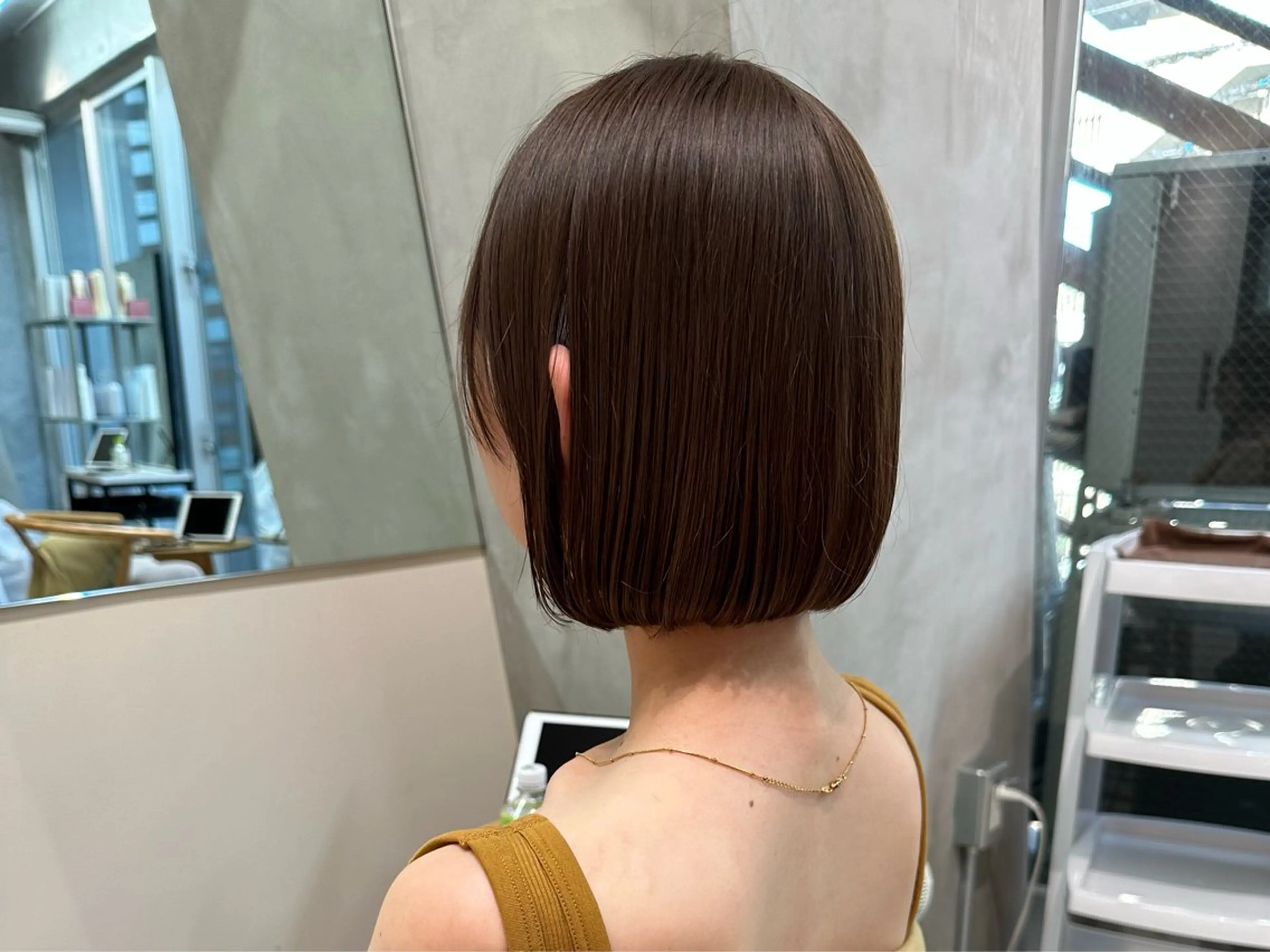 ショート カラー ブリーチ ダブルカラー ボブ 髪質改善 ショートヘア 似合わせショート×透 明感/やじまたかしのヘアスタイル