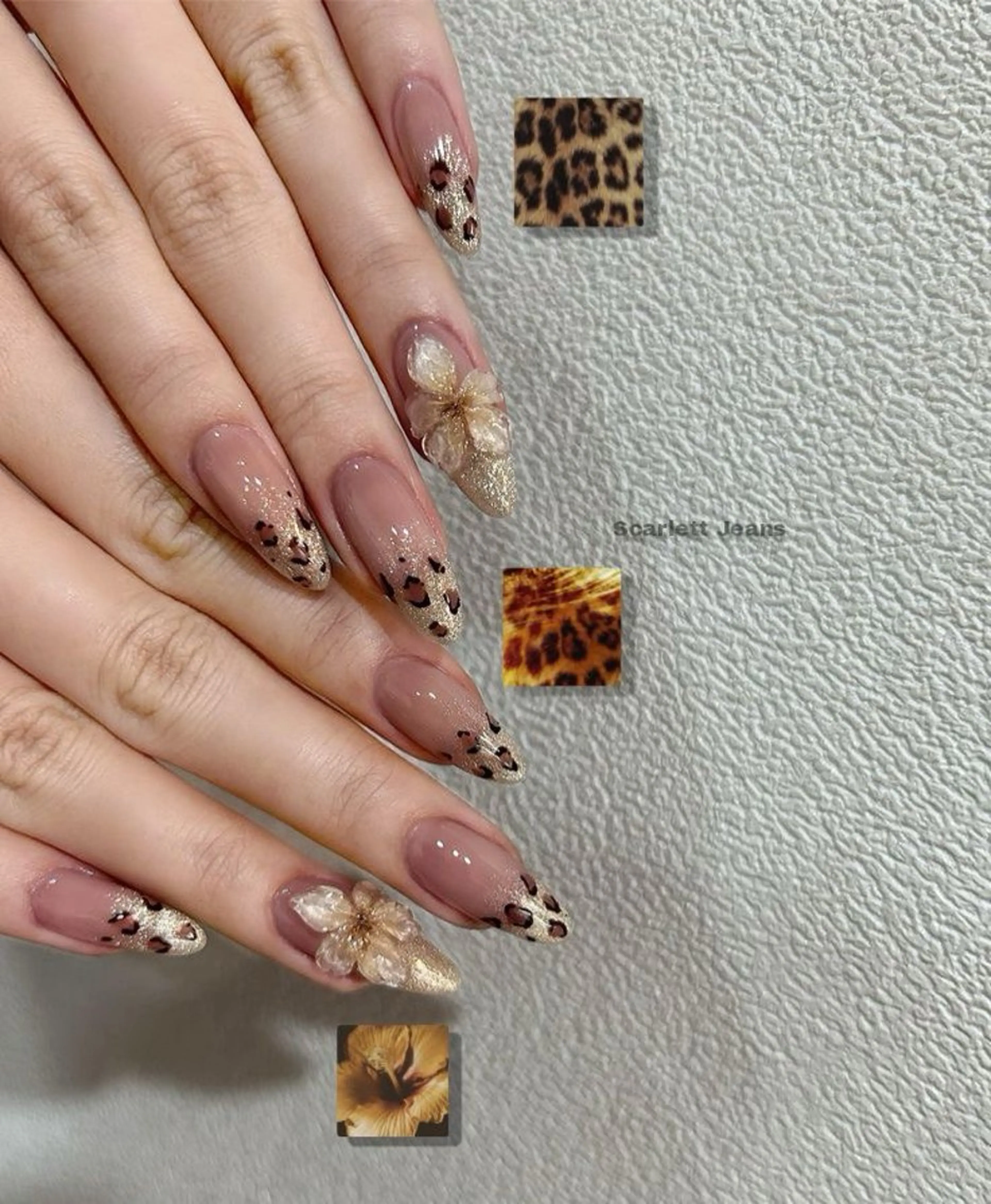 ネイル アートネイル ハロウィン キラキラネイル シンプルネイル ハンドネイル ハンドケア Panda chan Novaのネイルデザイン