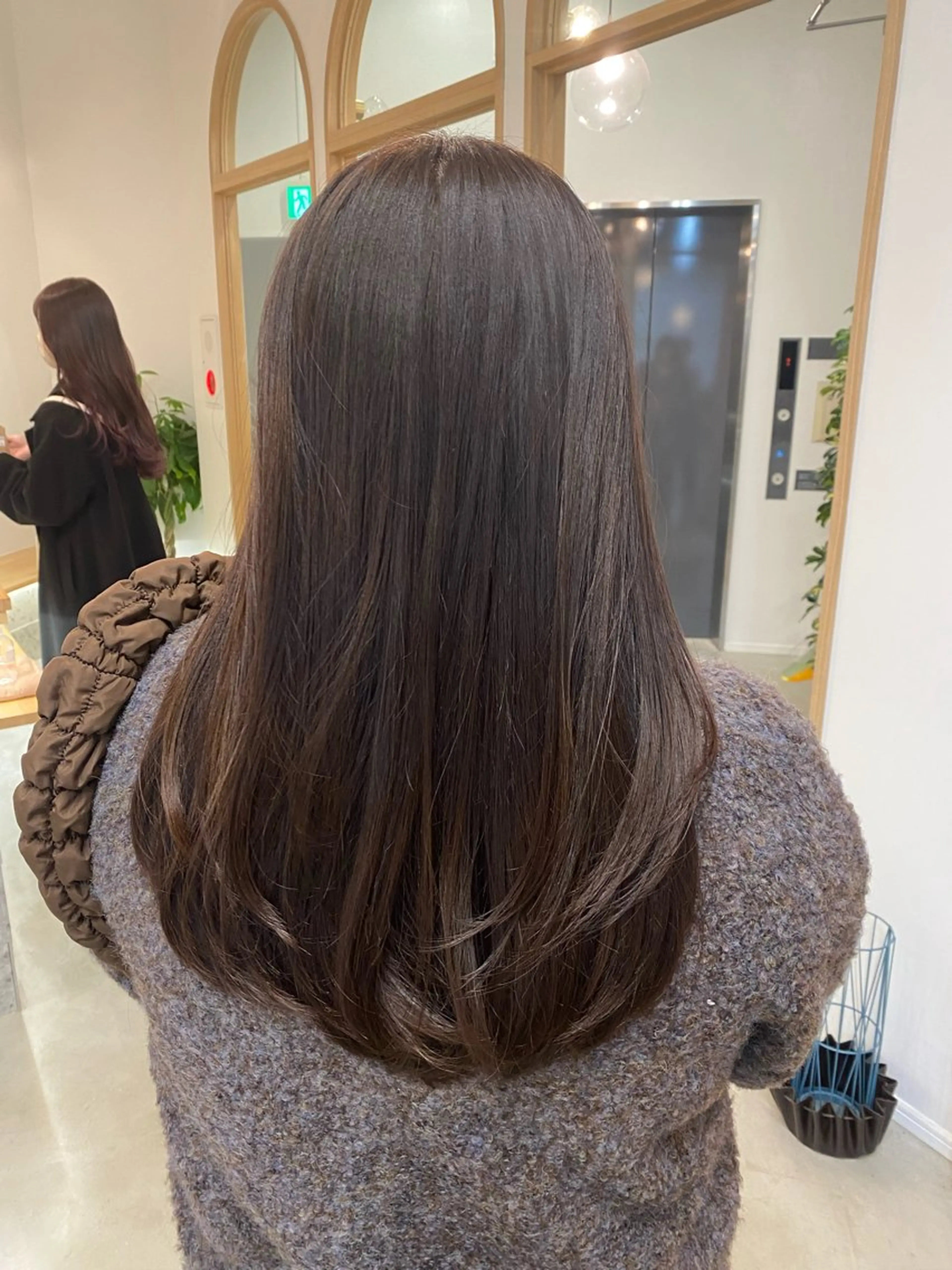 ロング レイヤーカット カット ヘアカラー トリートメント sanae /透明感カラーのヘアスタイル