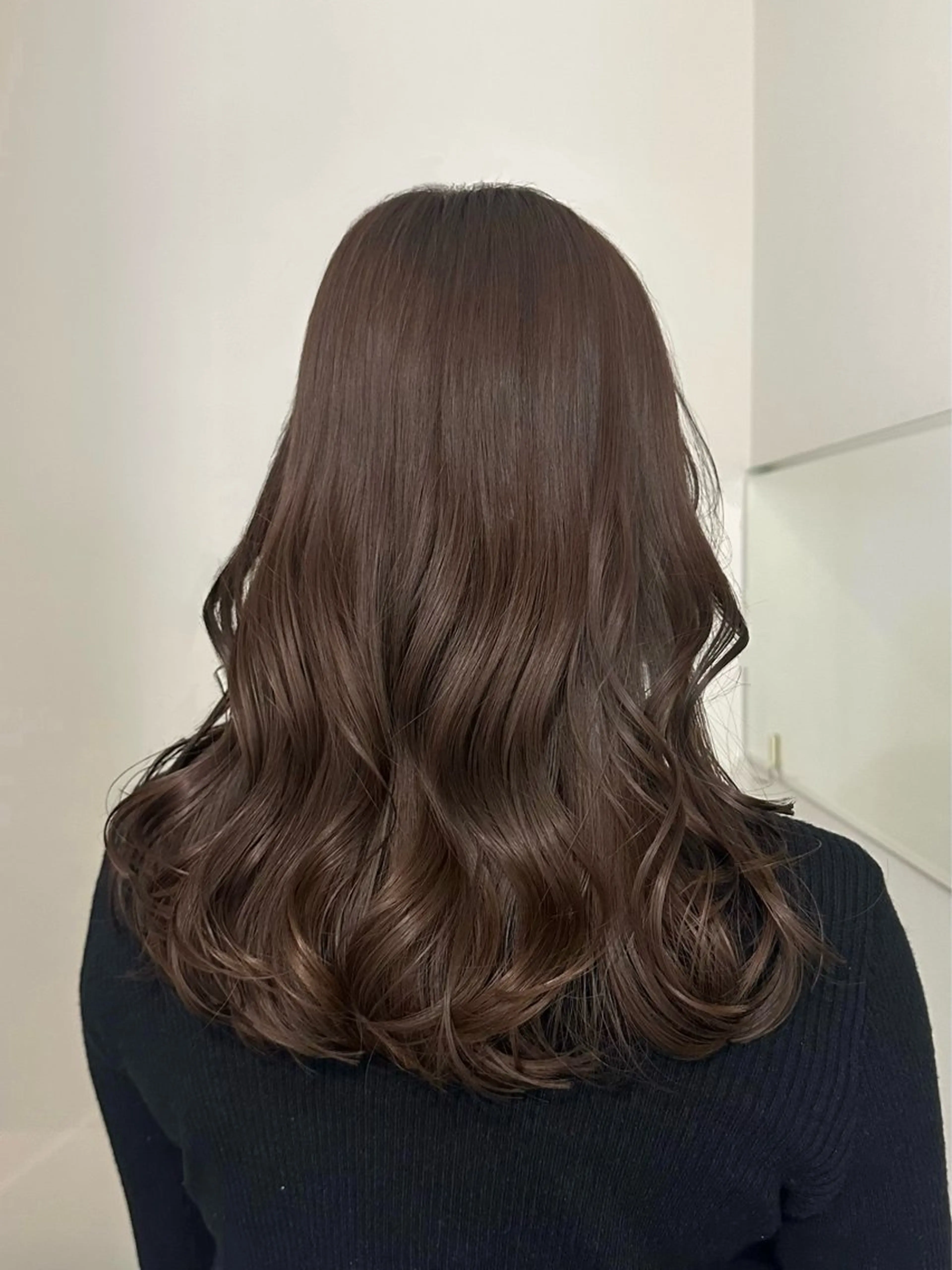 ロング やま/トレンドカラー /カットのヘアスタイル