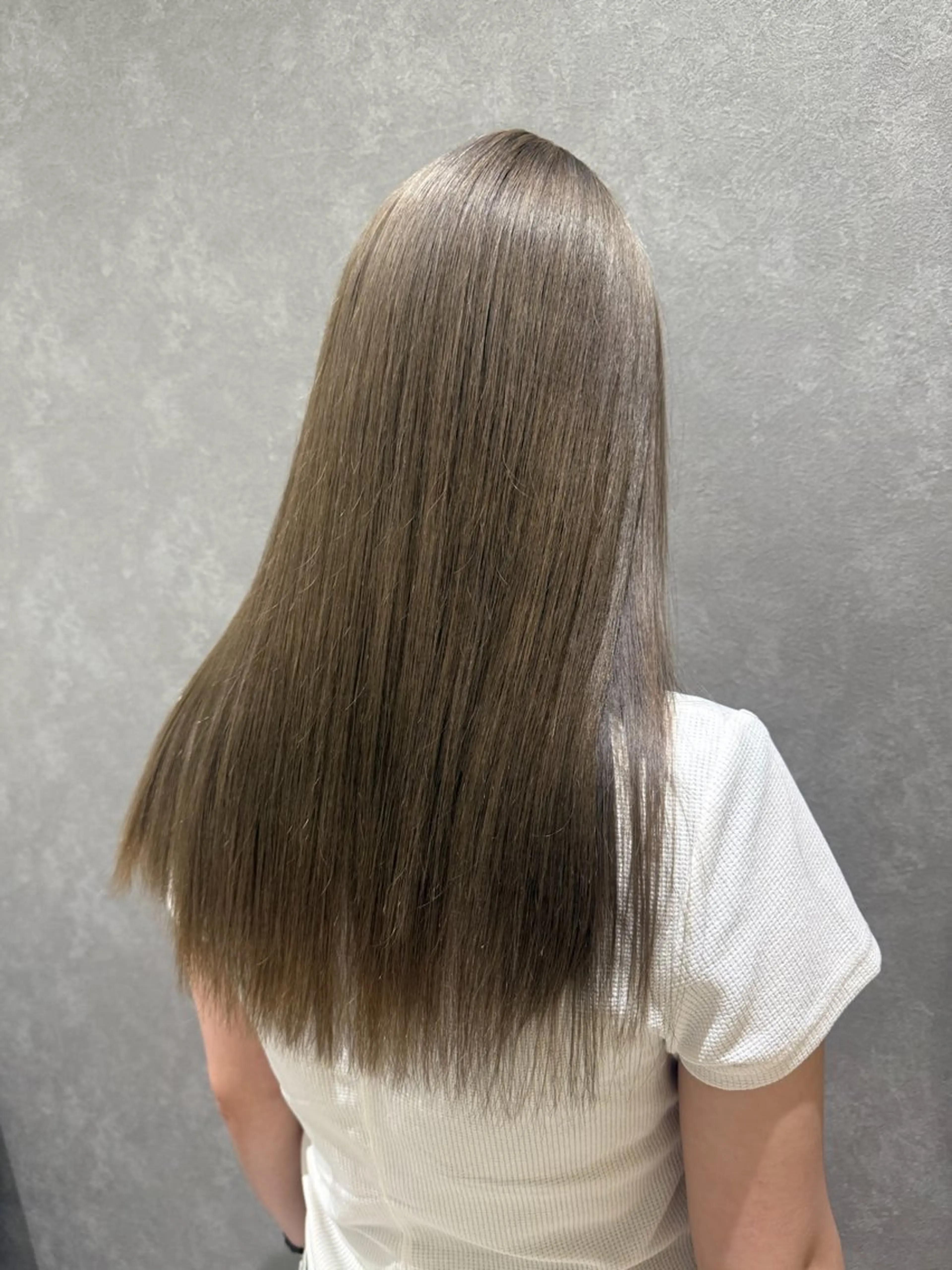 セミロング カラー ブリーチ Lee天王寺 Rinのヘアスタイル
