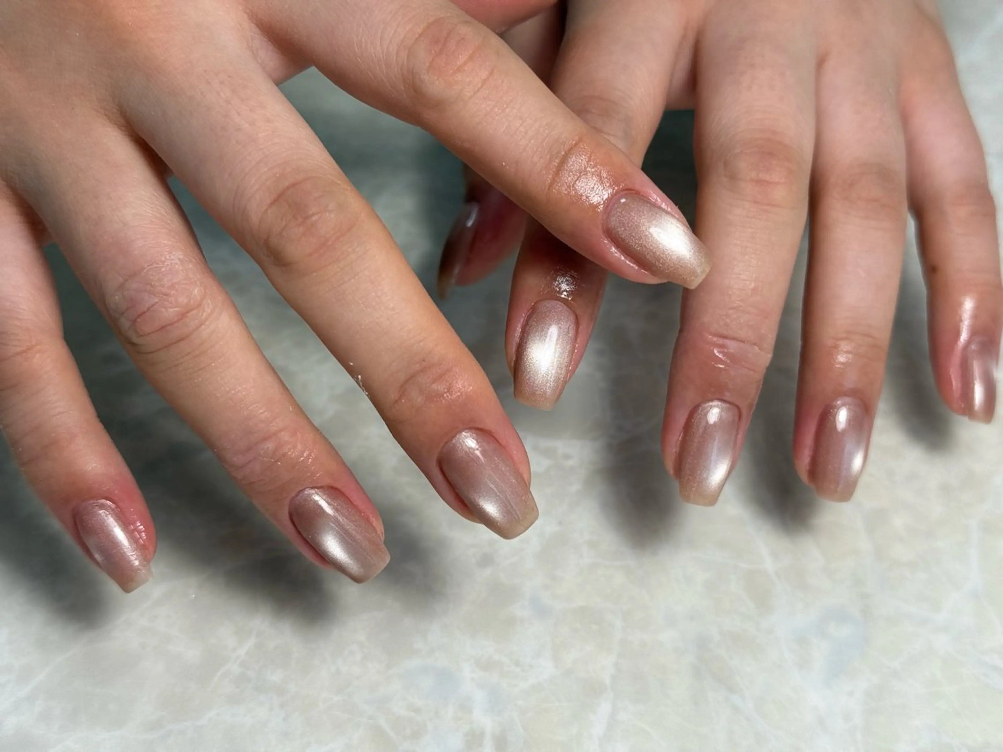 🌷3名限定🌷浮きやすい方におすすめ🥰うるうるマグネットネイルの写真