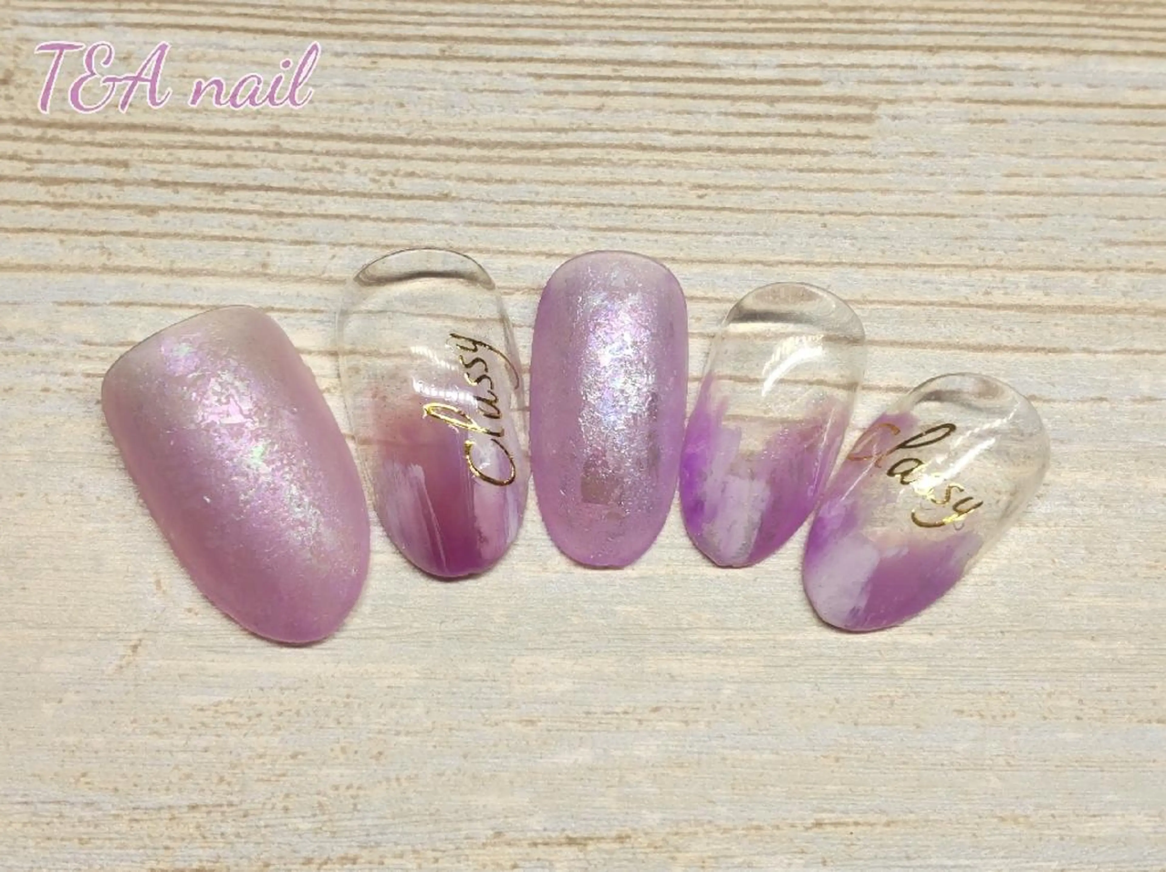 ネイル ショート クリスマス ニュアンスネイル シンプルネイル 冬ネイル クリスマス T&A nailのネイルデザイン