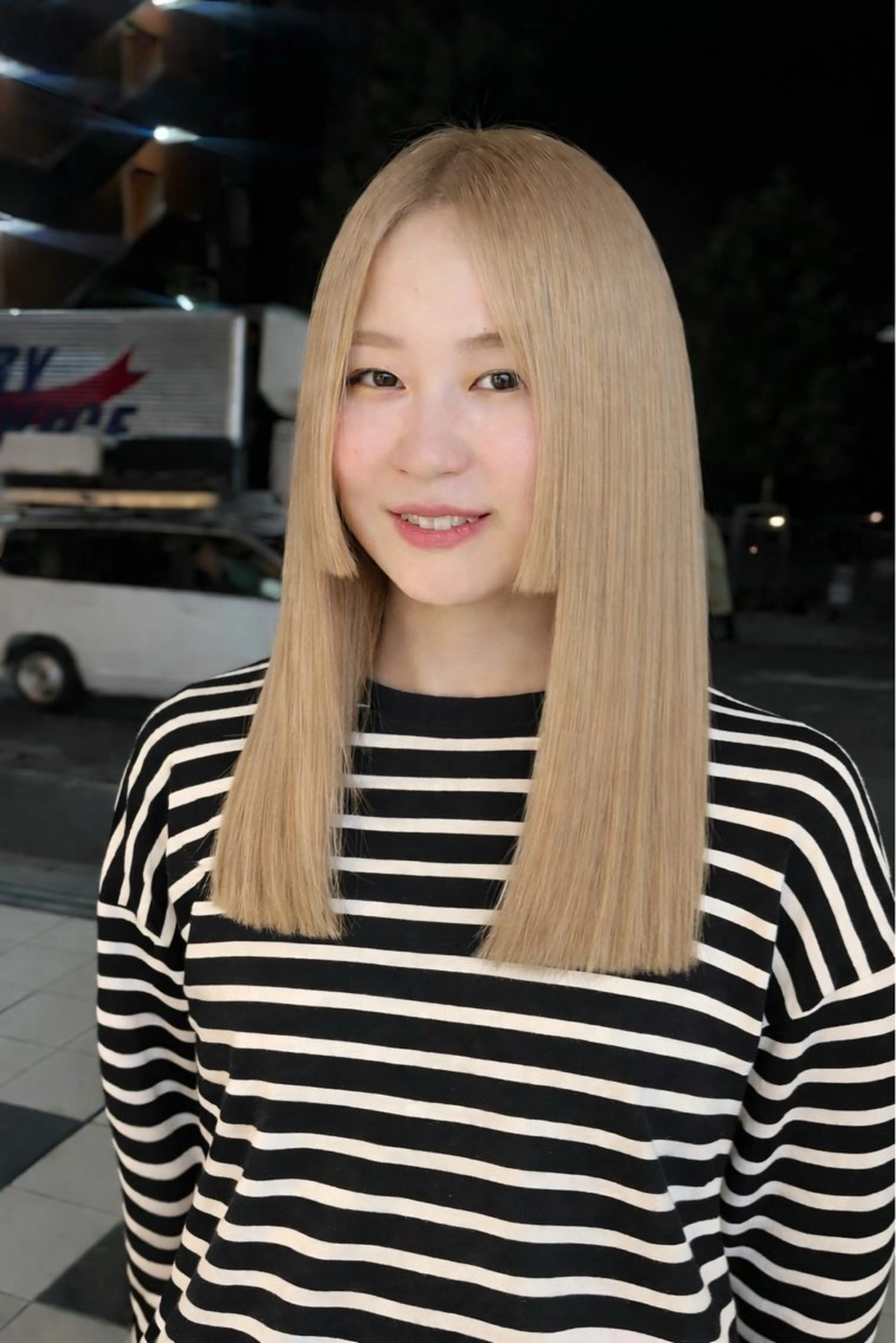 セミロング カラー 柔らかい艶暖色 レイヤー🫧姫汝のヘアスタイル