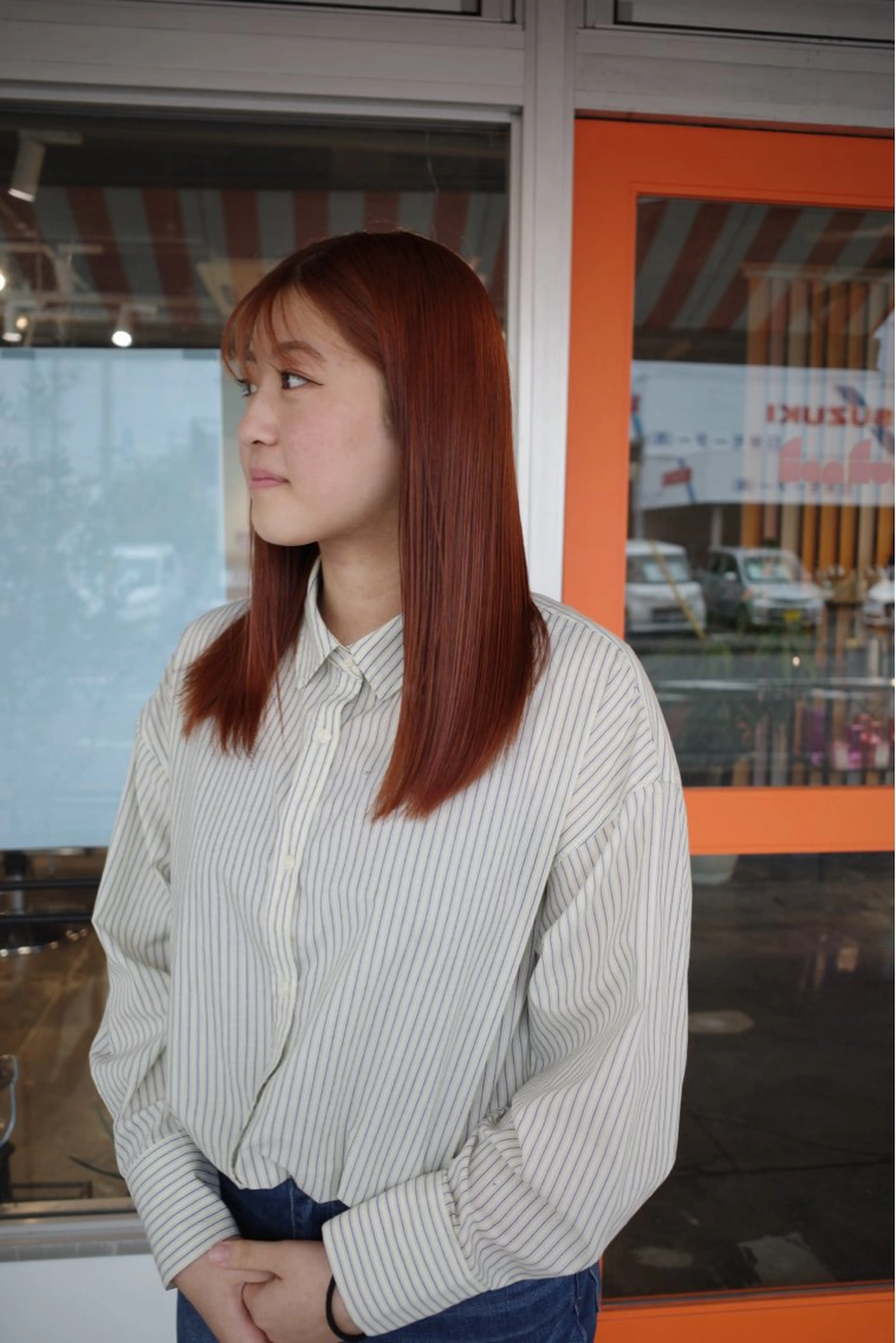 セミロング カラー オレンジ 安藤 結花のヘアスタイル