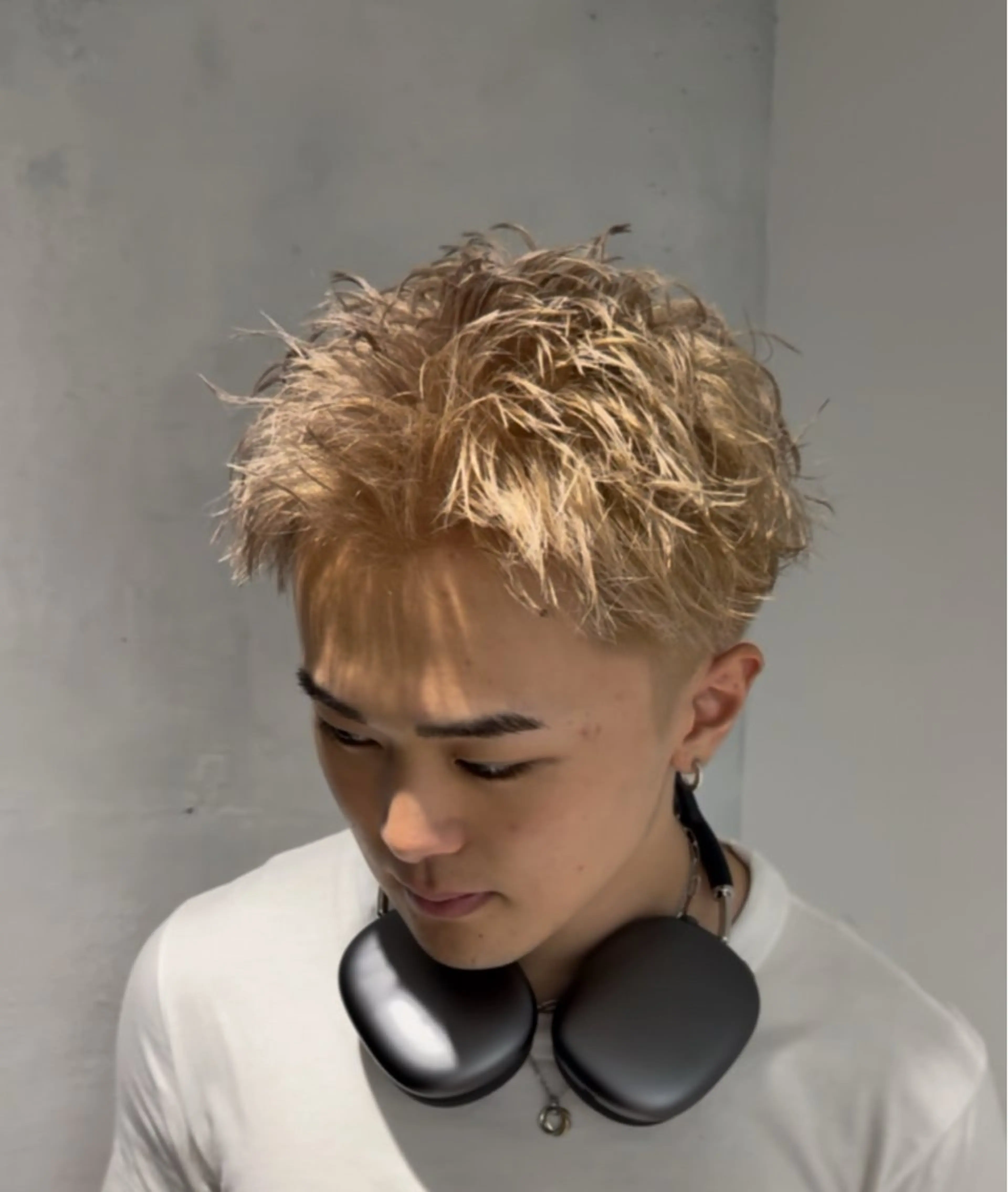 カラー メンズ SALOWIN梅田茶屋町North店所属・岡田/メンズ特化/パ ーマ&ショートのプロのヘアスタイル