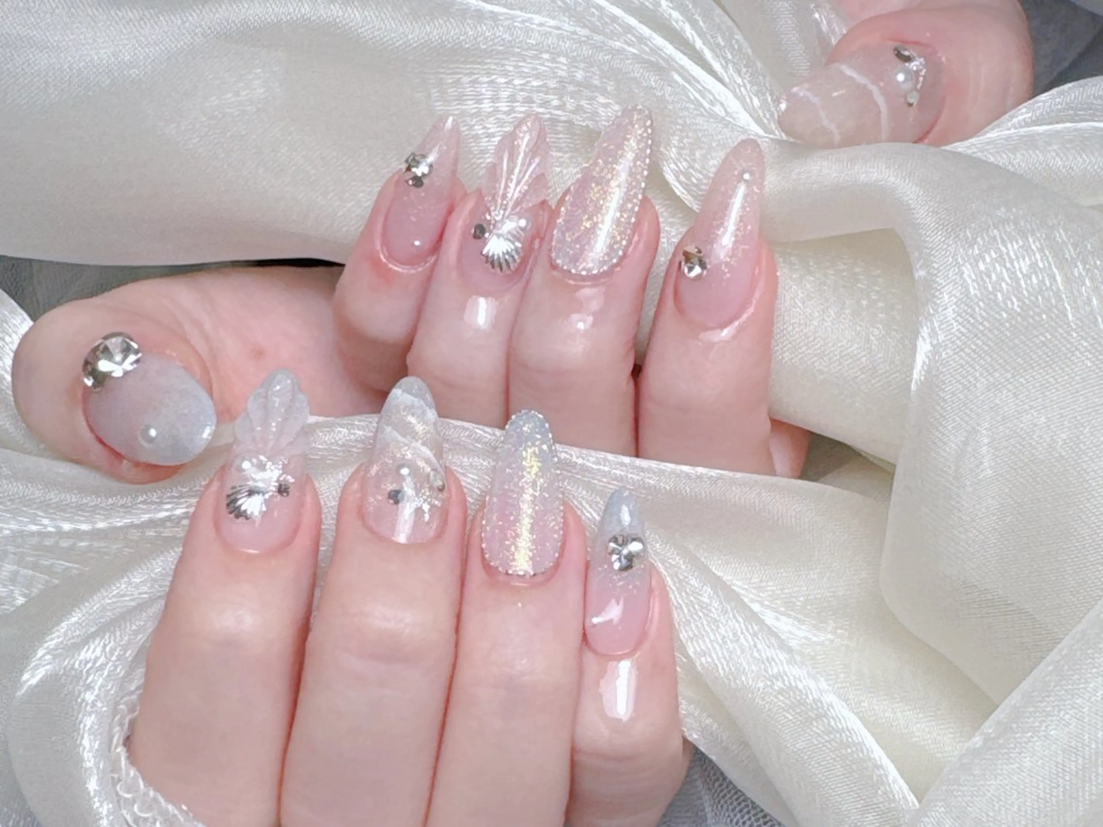 ネイル アートネイル フットネイル ジェルネイル ハート マグネットネイル ハンドネイル ハンドケア HD Studioのネイルデザイン