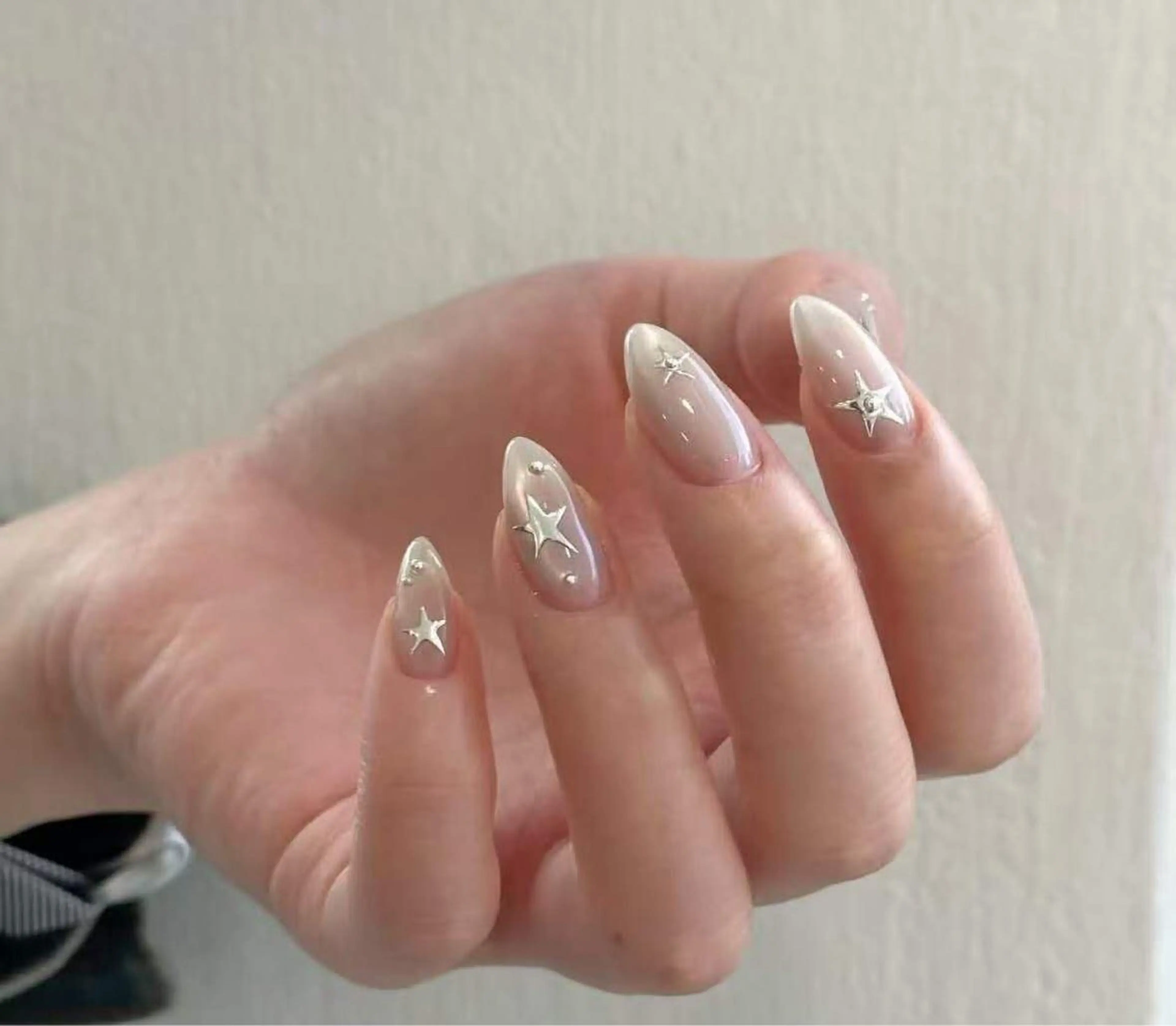 ネイル フラワーネイル フレンチネイル ジェルネイル ガラスフレンチ ハート ハンドネイル BabyYouMi nailのネイルデザイン