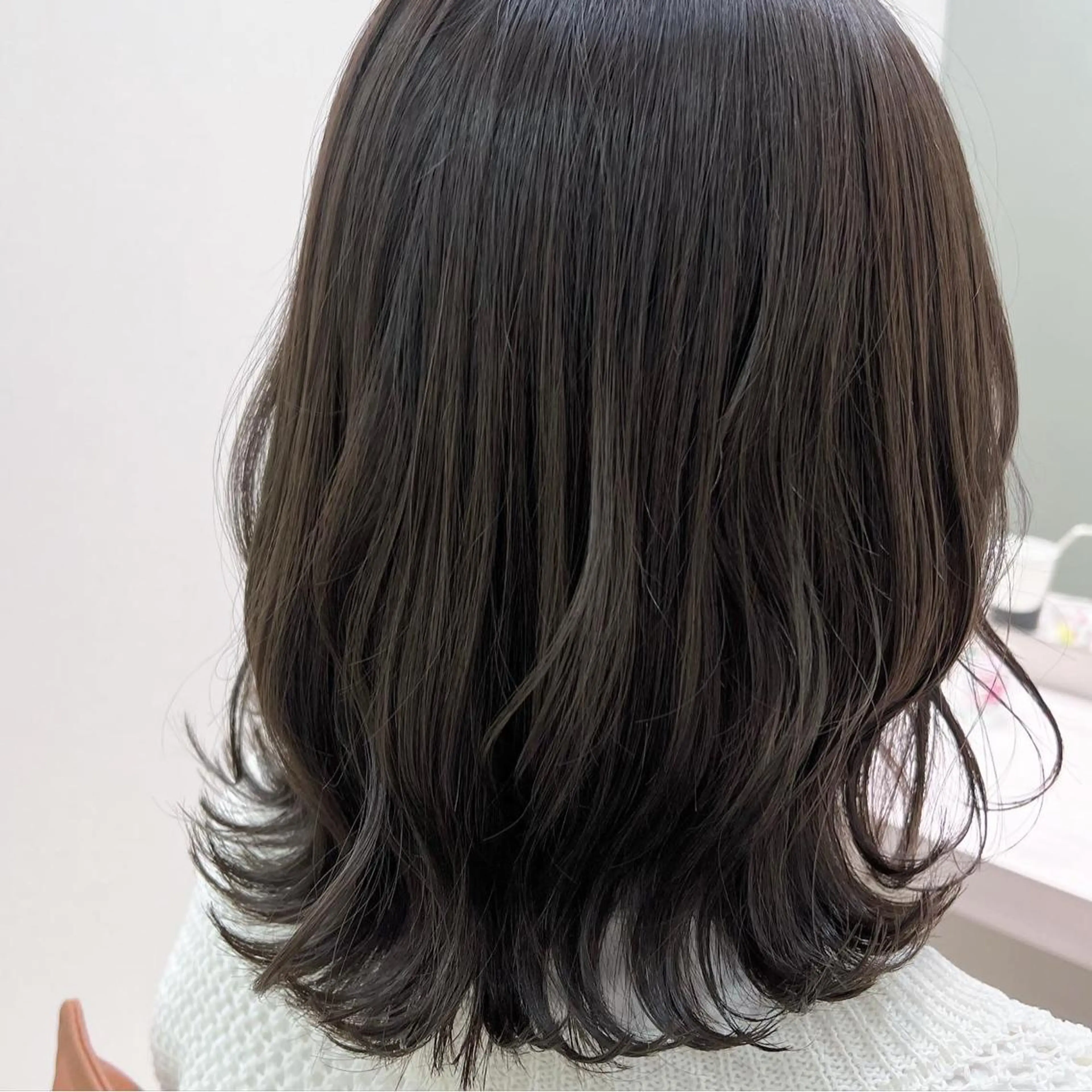 ミディアム カラー グレージュ アイスグレージュ カット ヘアカラー トリートメント 暗髪/艶髪/Ono .のヘアスタイル