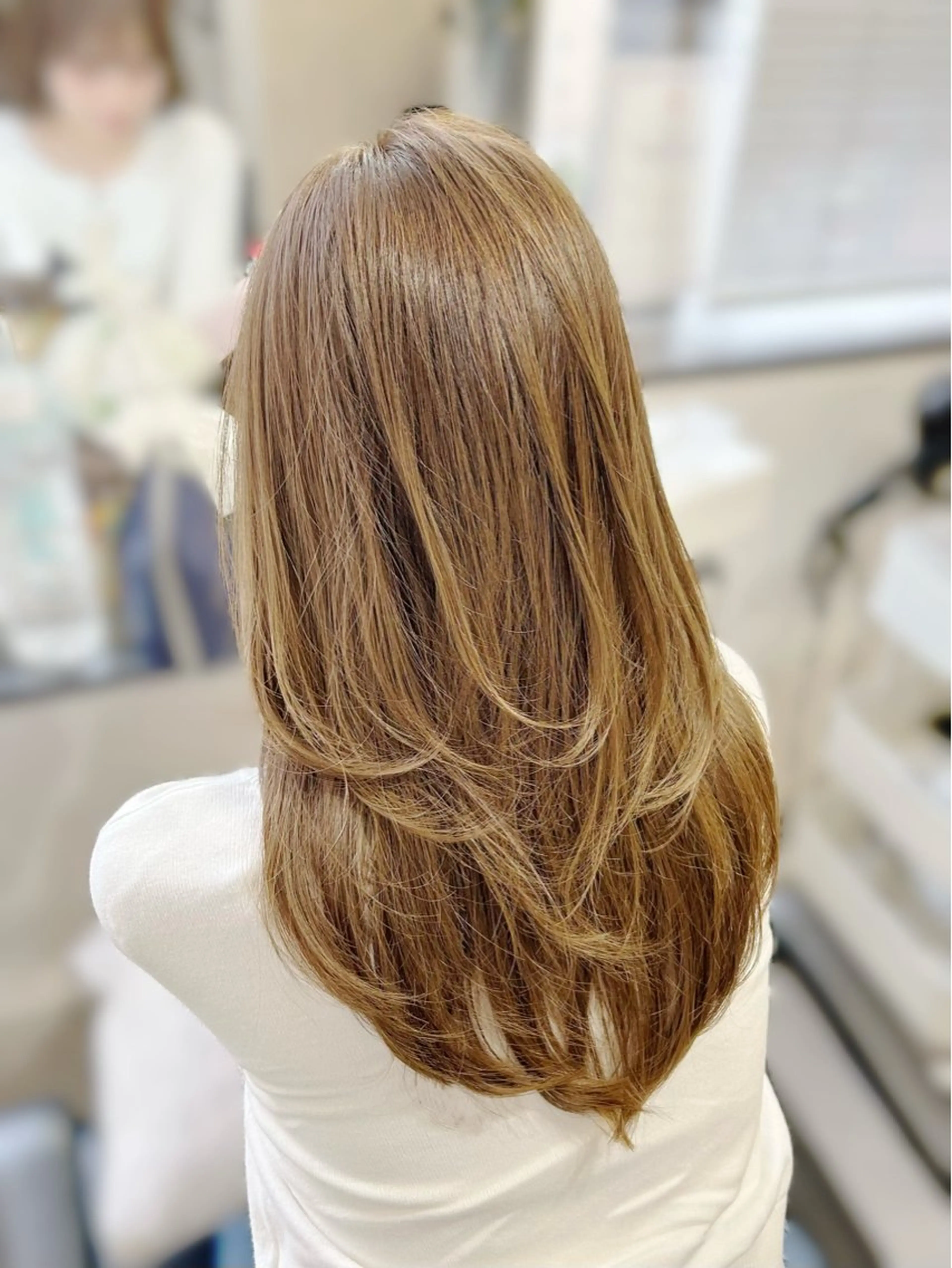 ミディアム カラー カット ヘアカラー トリートメント 池袋/レイヤー/ 顔まわり/taigaのヘアスタイル