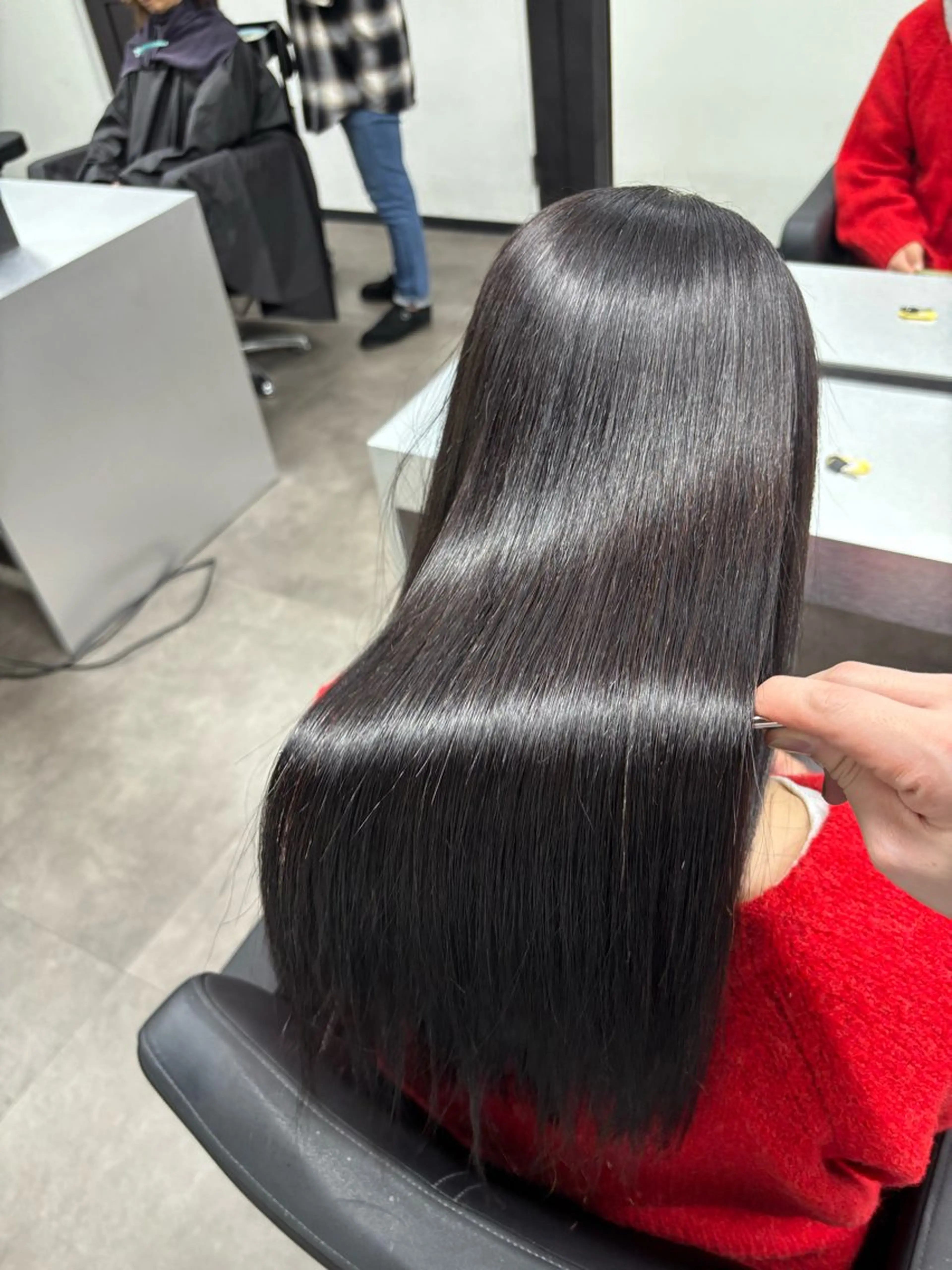 セミロング 縮毛矯正 カット 縮毛矯正 トリートメント 【美髪/艶縮毛矯正】 ☘️Taketo☘️のヘアスタイル