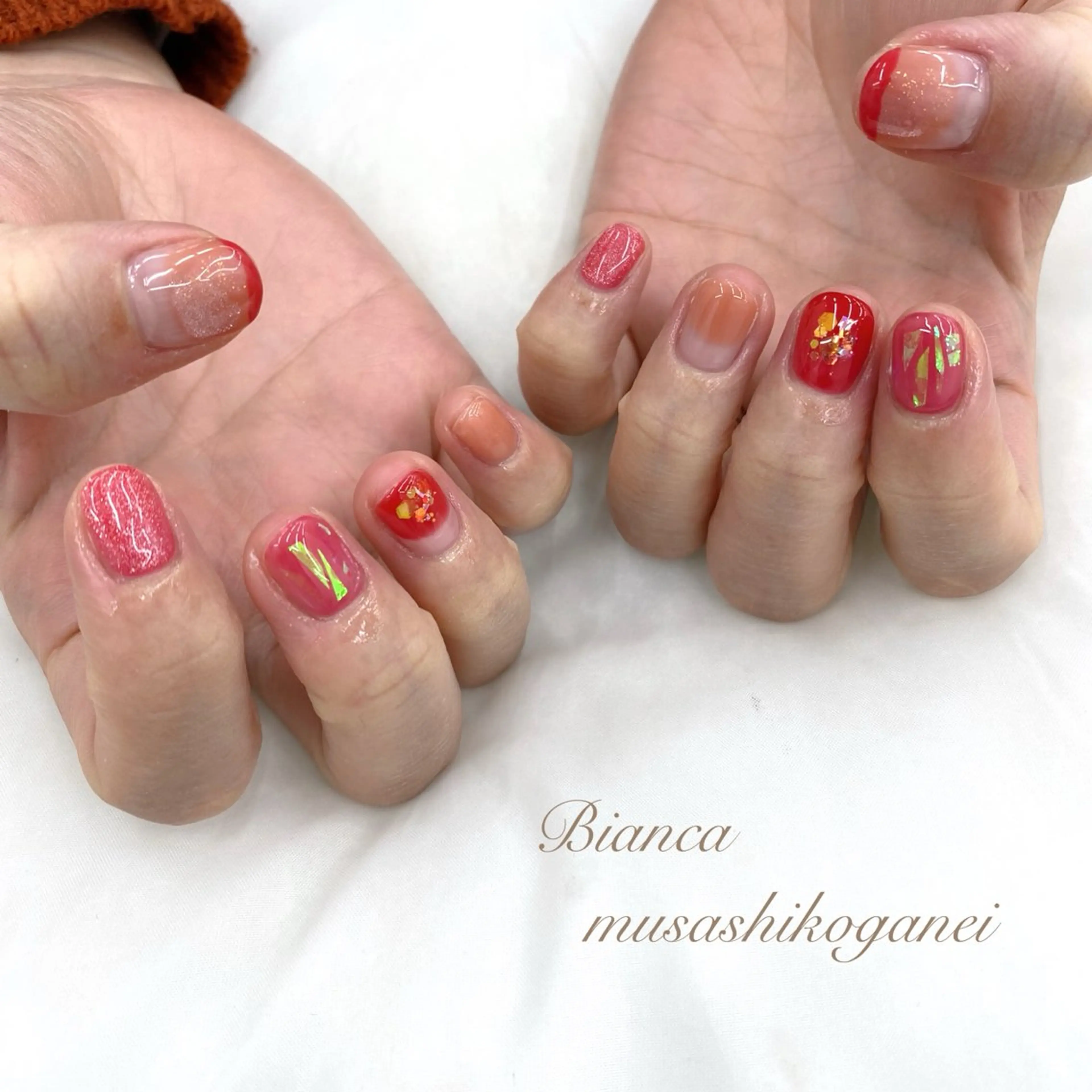 ネイル オーロラネイル 氷ネイル・うるうるネイル ニュアンスネイル ハンドネイル Bianca 武蔵小金井 しぎはらのネイルデザイン