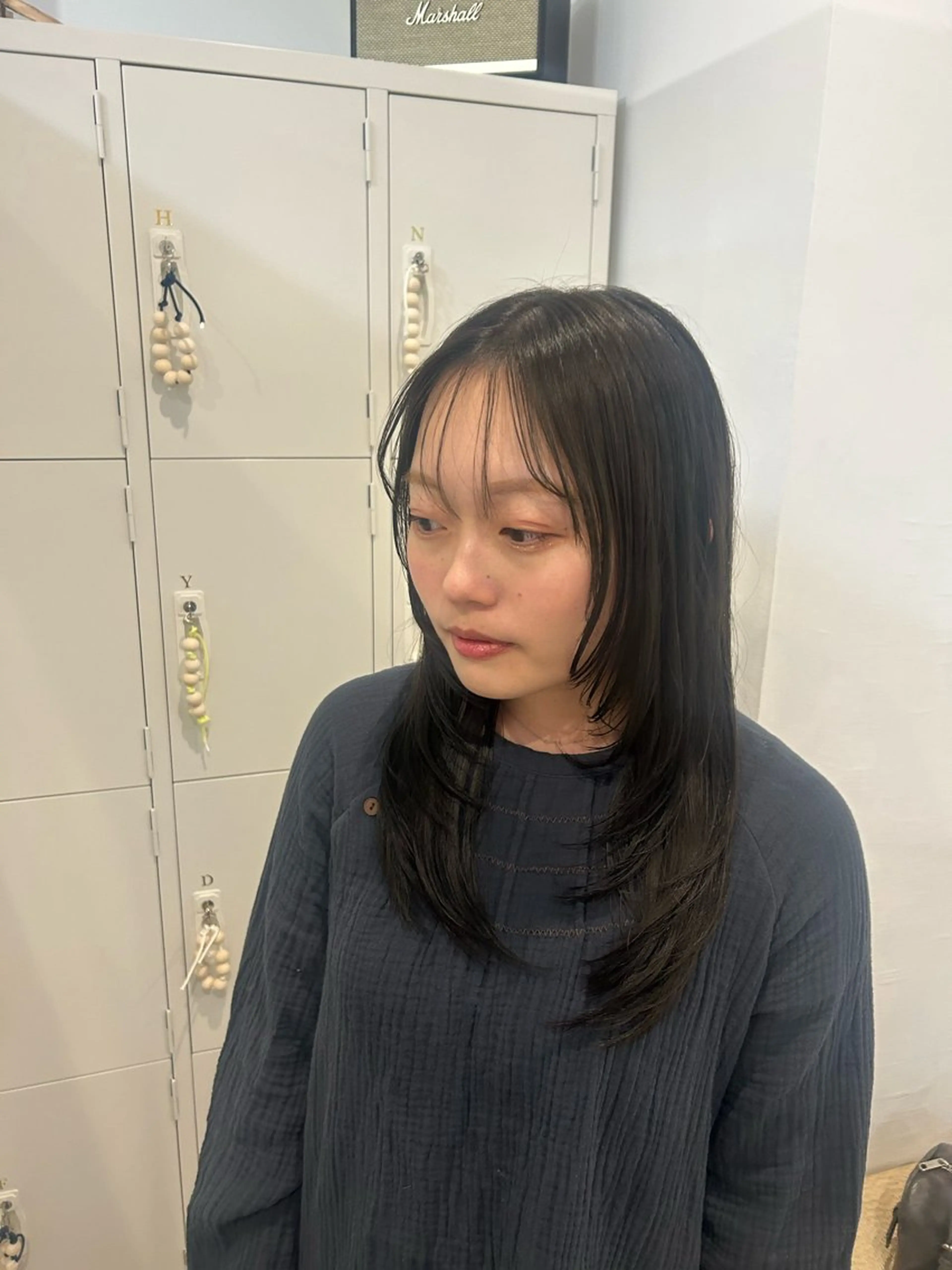 セミロング レイヤーカット 伊澤 紗弥のヘアスタイル