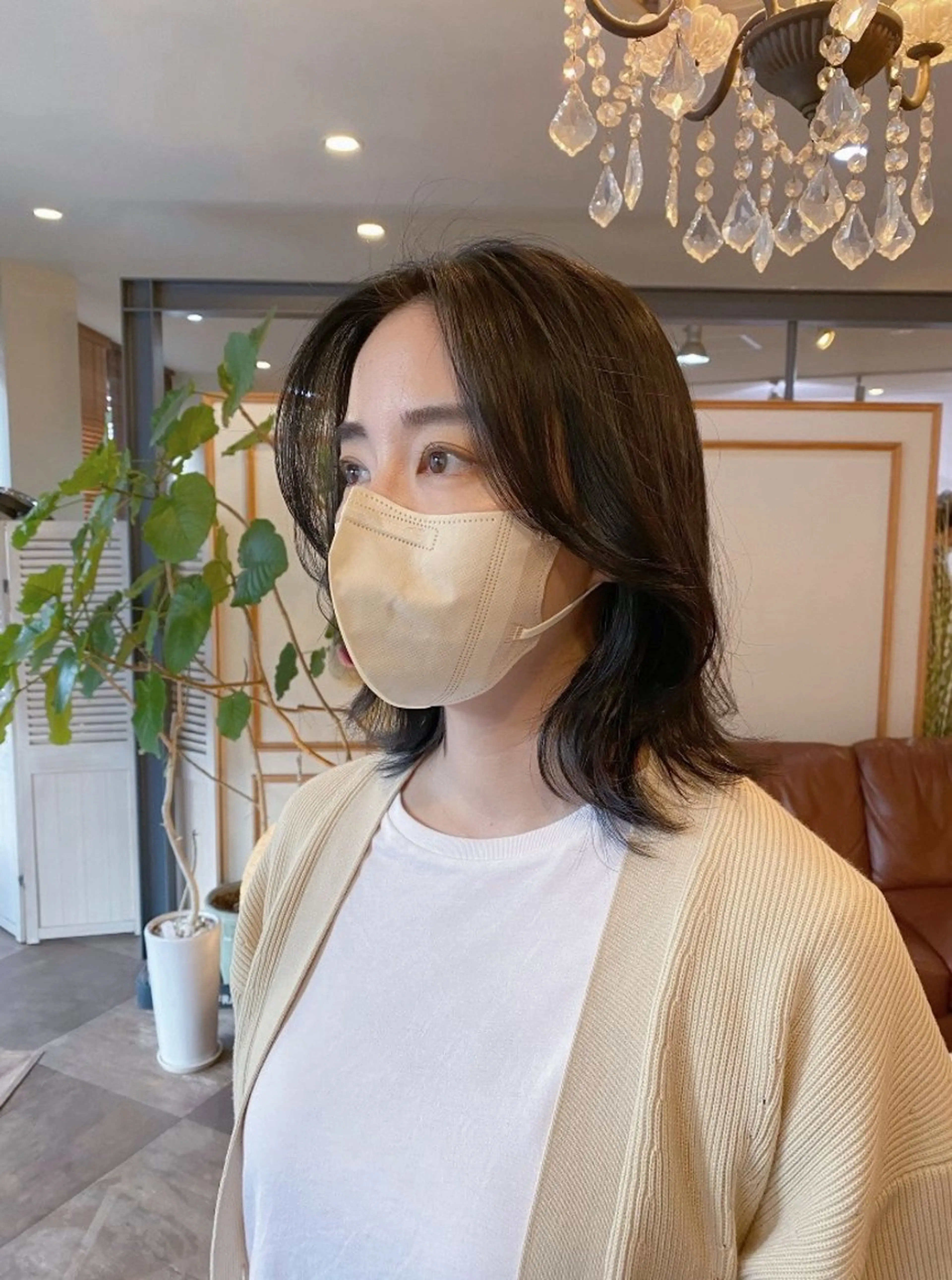 ミディアム カラー カット ヘアカラー トリートメント 艶髪韓国ヘア 💘小笠原涼華のヘアスタイル