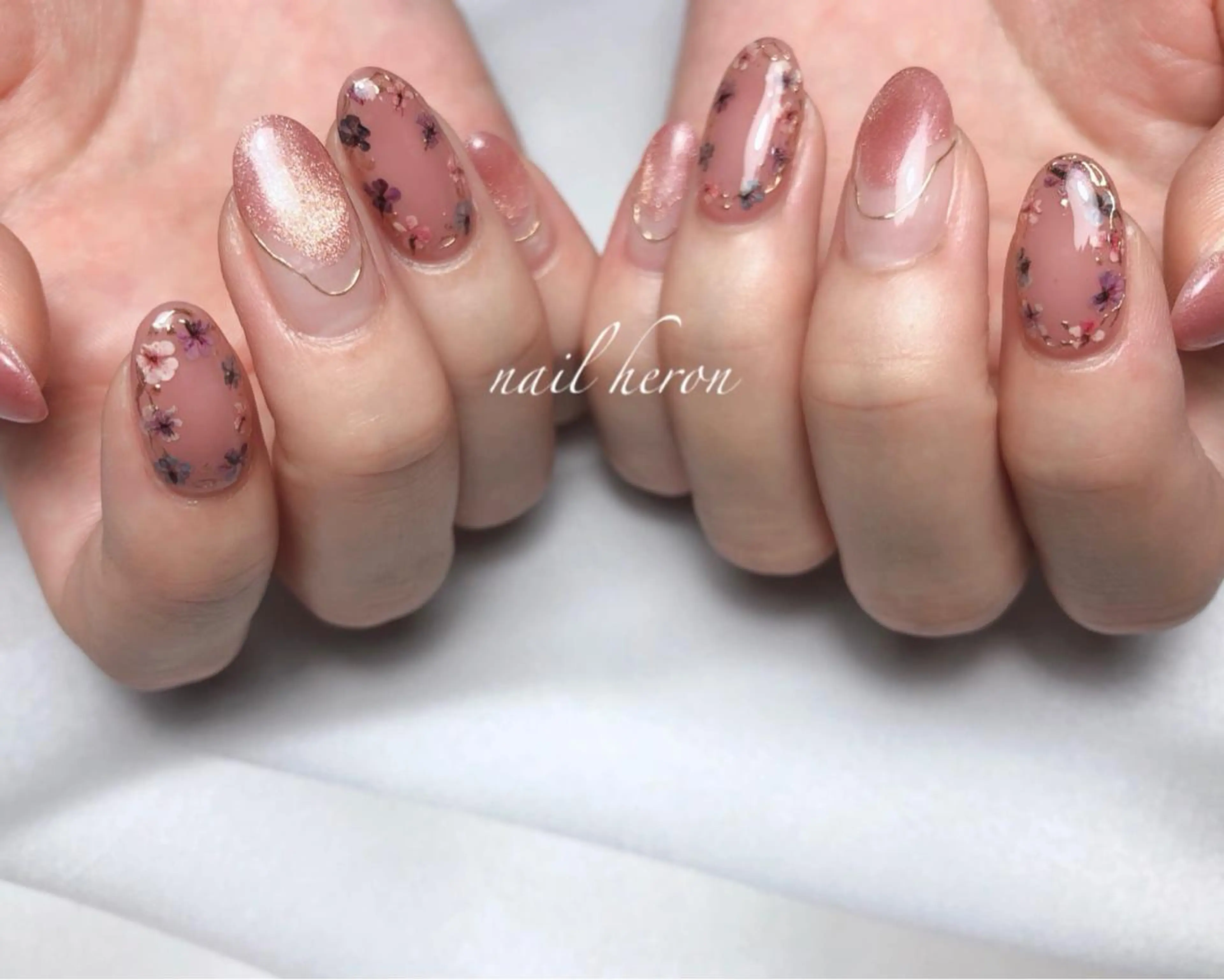 ネイル ハンドネイル saki_ nail heronのネイルデザイン