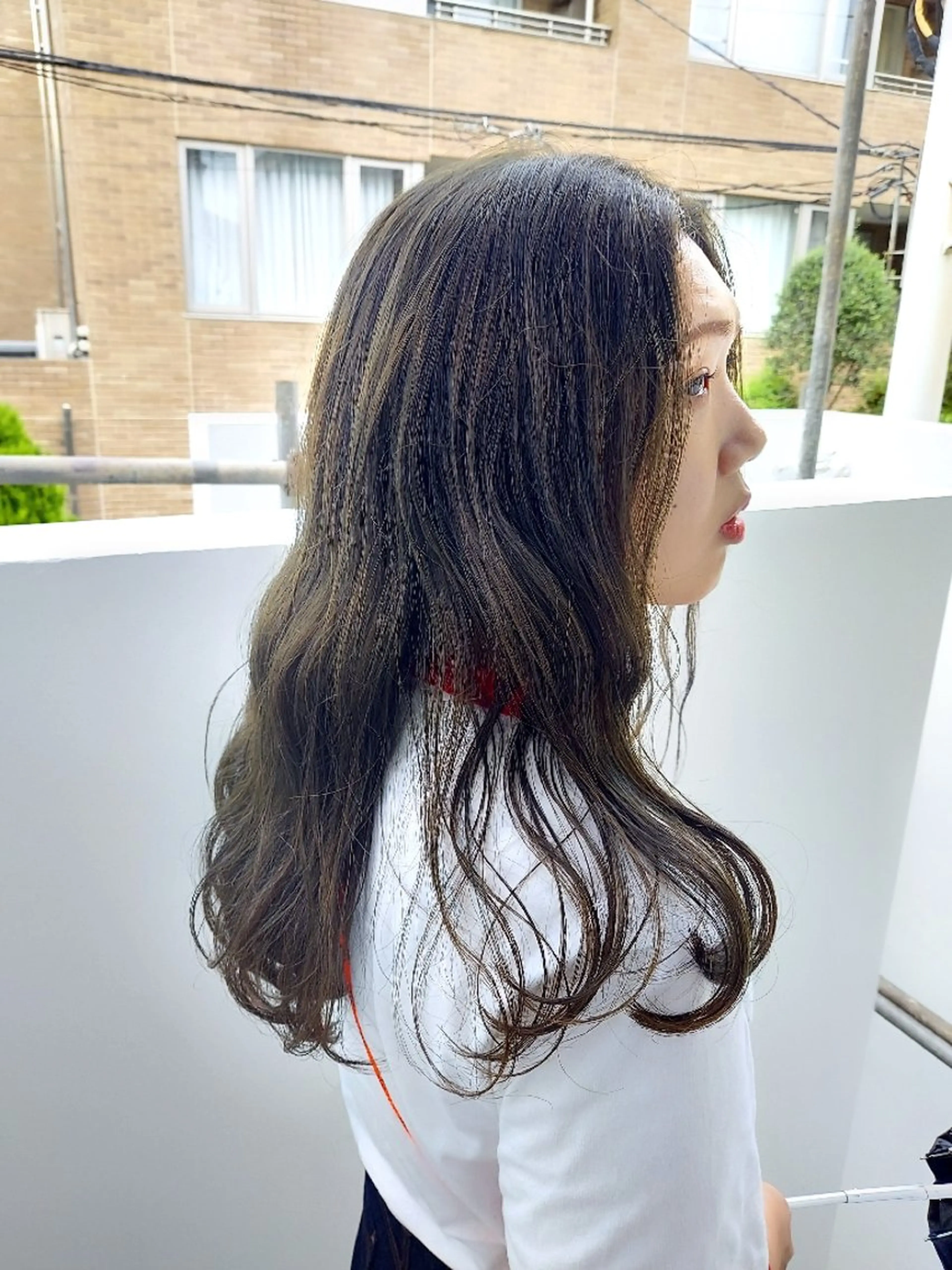 ロング カラー ベージュカラー ダブルカラー オリーブベージュ 樋口 千尋のヘアスタイル