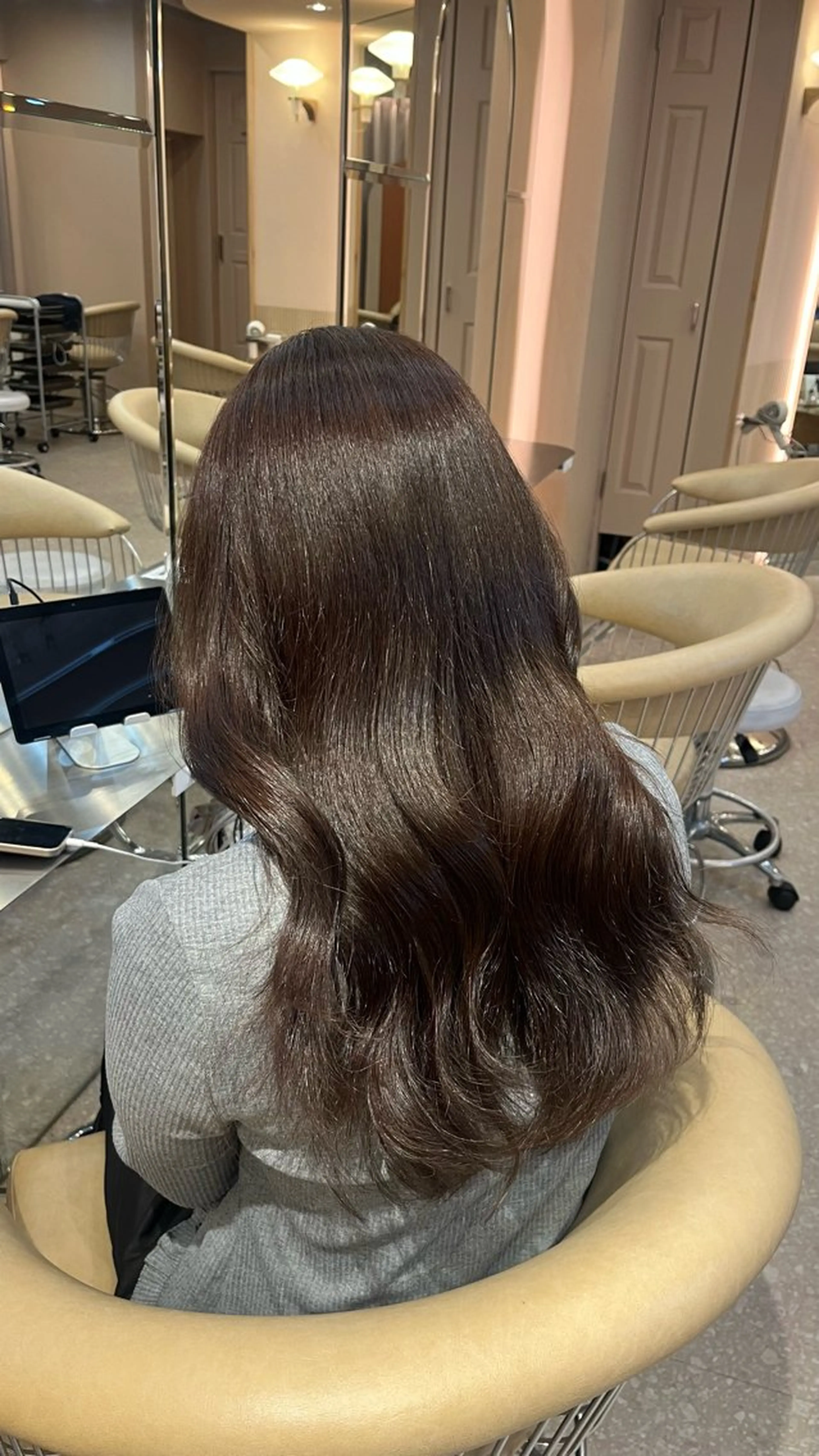 ロング カラー ヘアカラー トリートメント 💚 AKI 💚のヘアスタイル