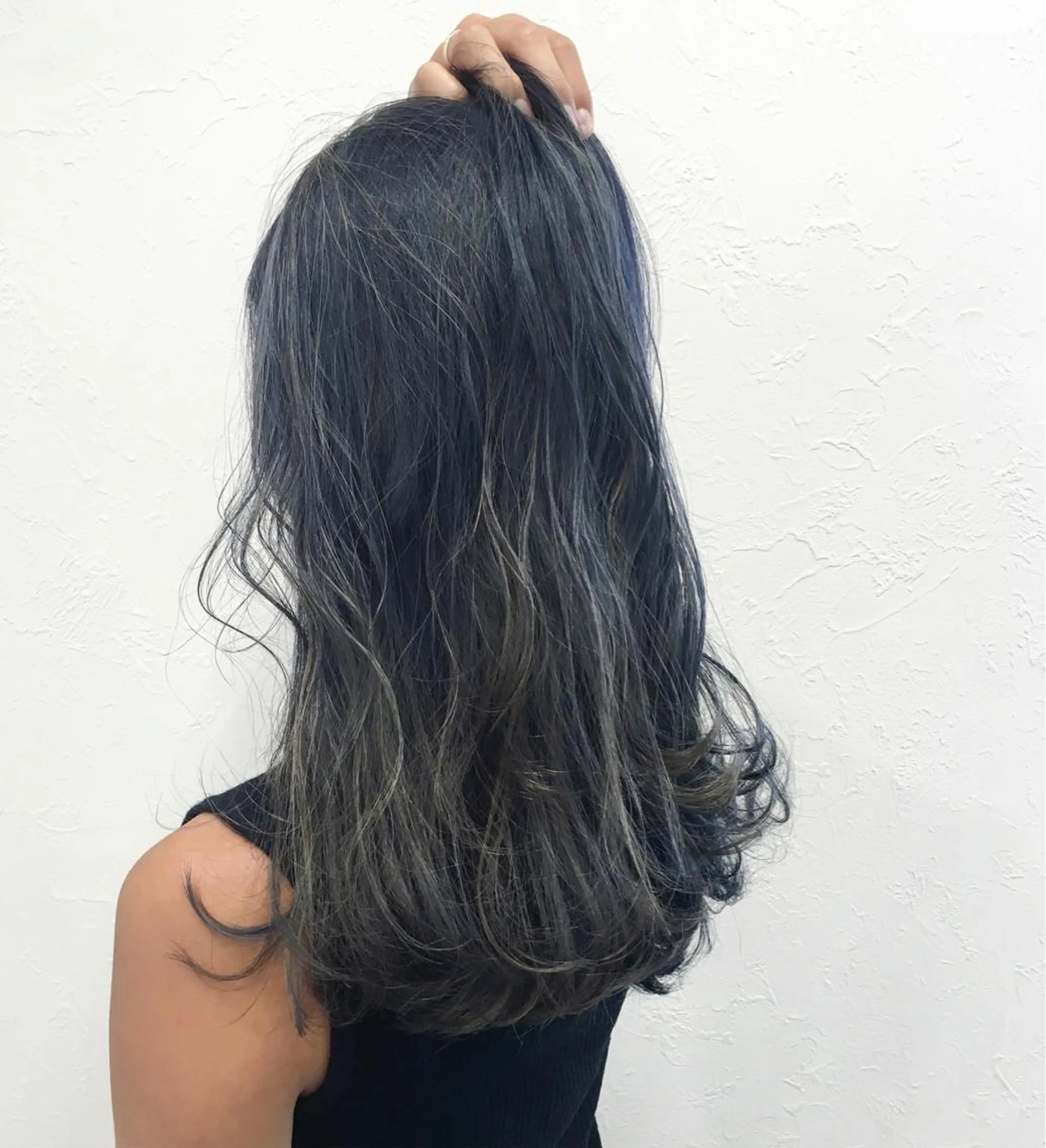 ロング カラー アッシュ ダブルカラー ハイライトカラー ハイライト ヘアカラー 🤍2nd🤍田所 美希のヘアスタイル