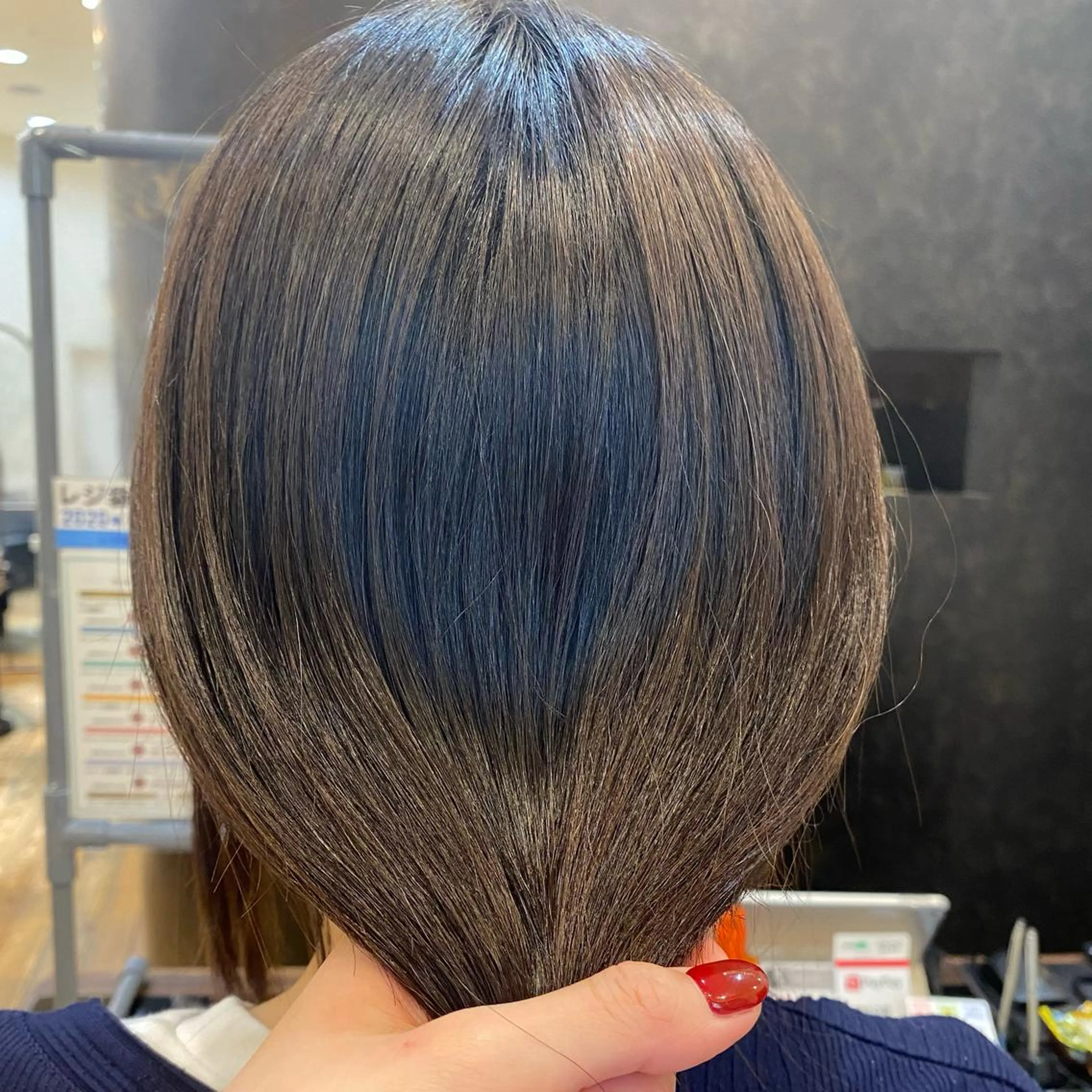 ロング トリートメント 艶•透明感カラー フィーシーのヘアスタイル