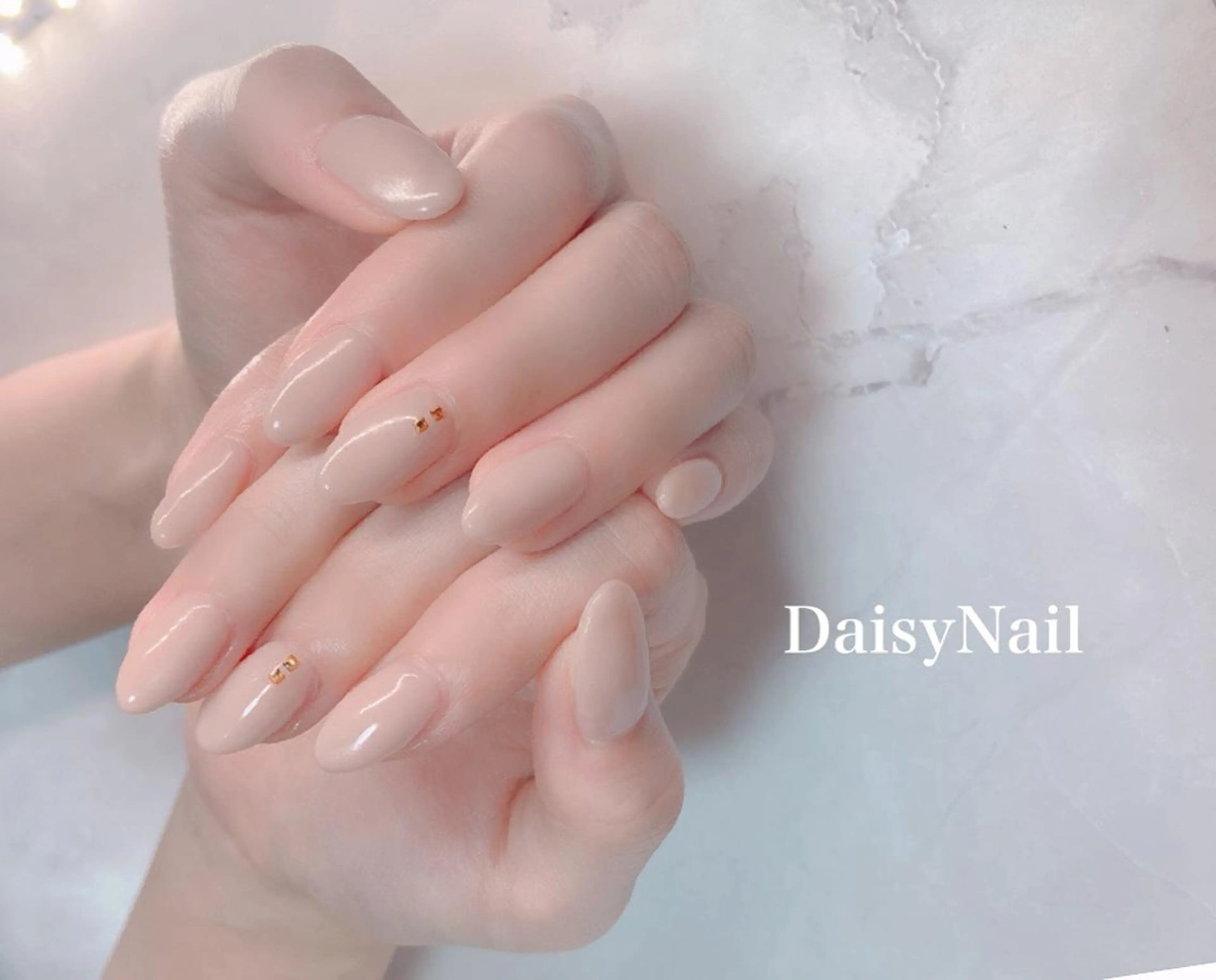 ネイル シンプルネイル ハンドネイル Daisy Nailのネイルデザイン