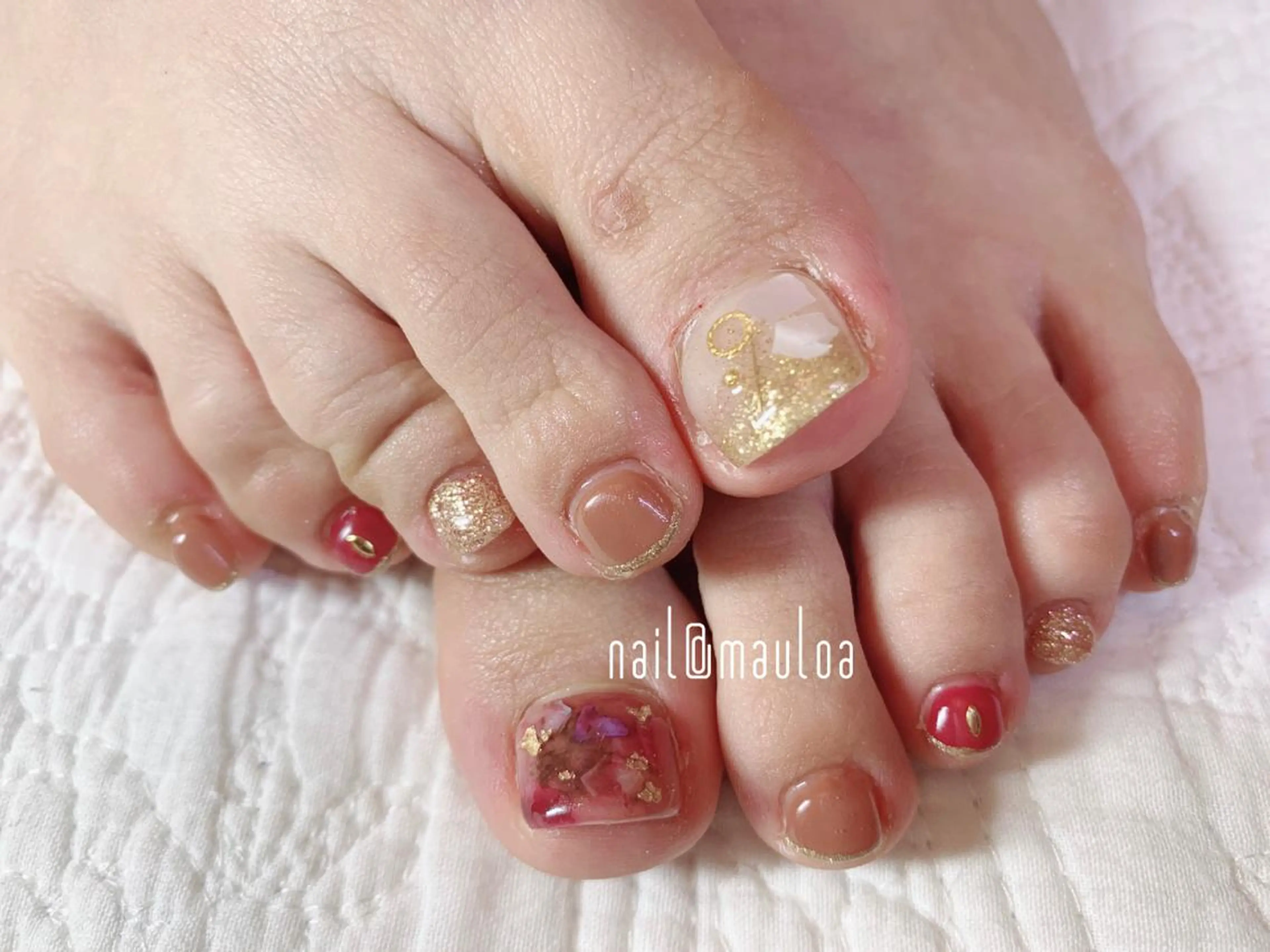 ネイル フットネイル キラキラネイル pipi ..のネイルデザイン