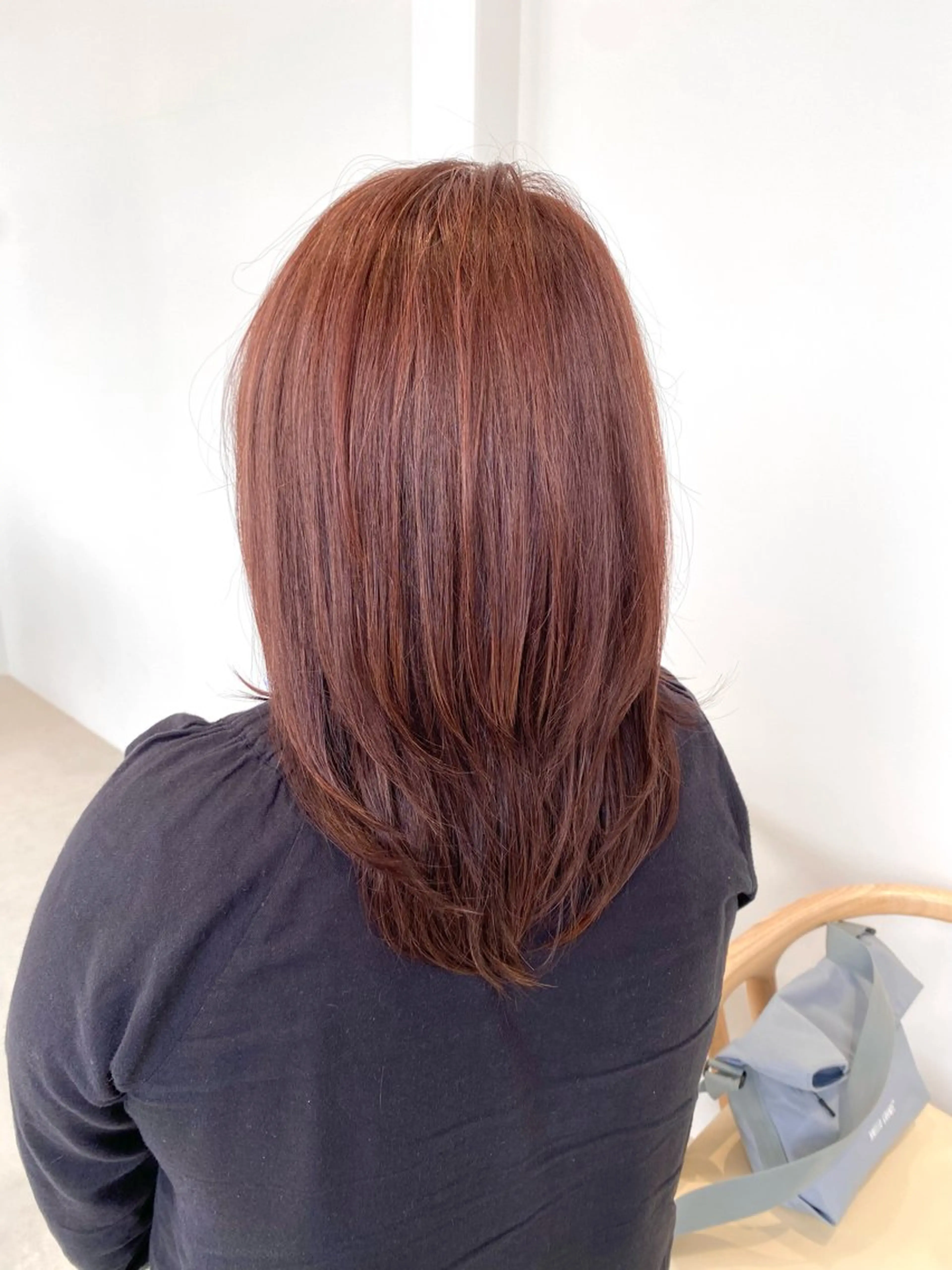 セミロング カラー ベージュカラー ピンクカラー ピンクベージュ レイヤーカット 川合 勇気のヘアスタイル